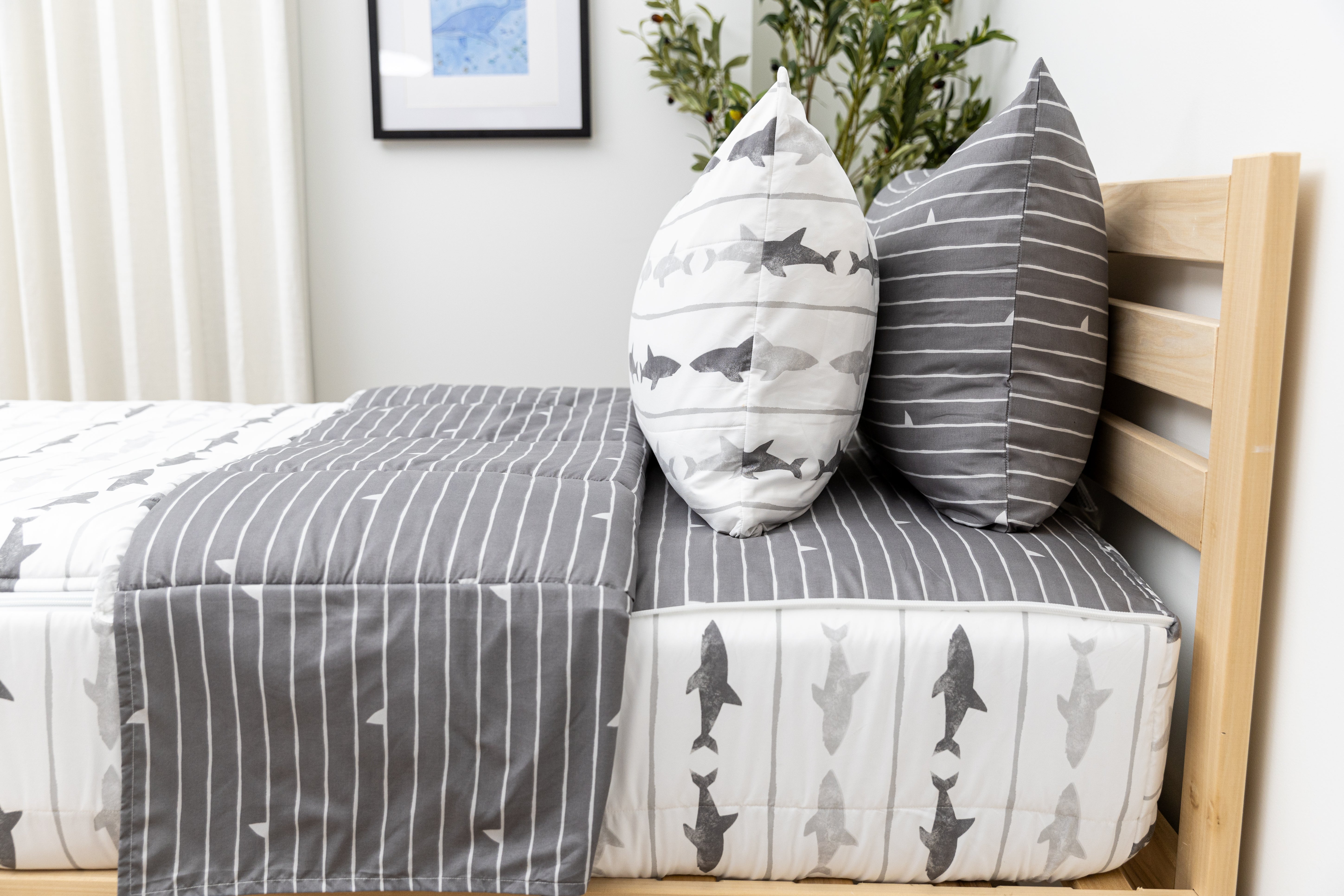 Premium Great White Zipper Bedding Set - Soft & Breathable Comforter Cover with Hidden Zipper Closure - Perfect for Bedrooms, Guest Rooms & Dorm Rooms