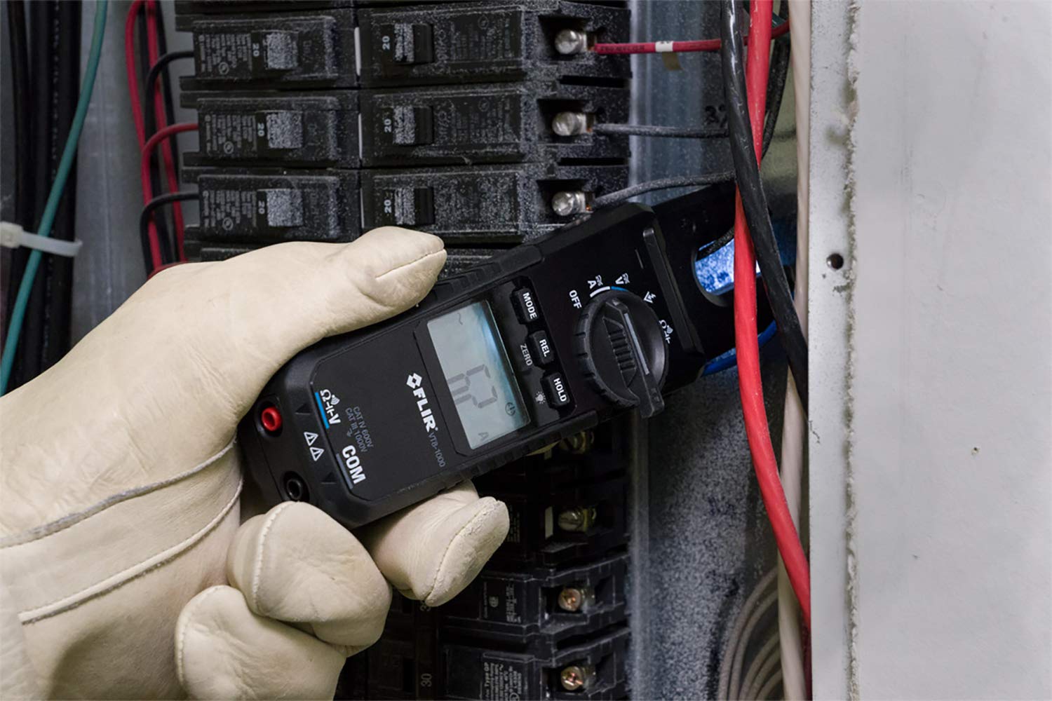 FLIR VT8-1000 Voltage Tester - 1000V/200A Open Jaw Clamp Meter for AC/DC Current, Continuity & Voltage Testing - Perfect for Electricians, HVAC & Industrial Maintenance