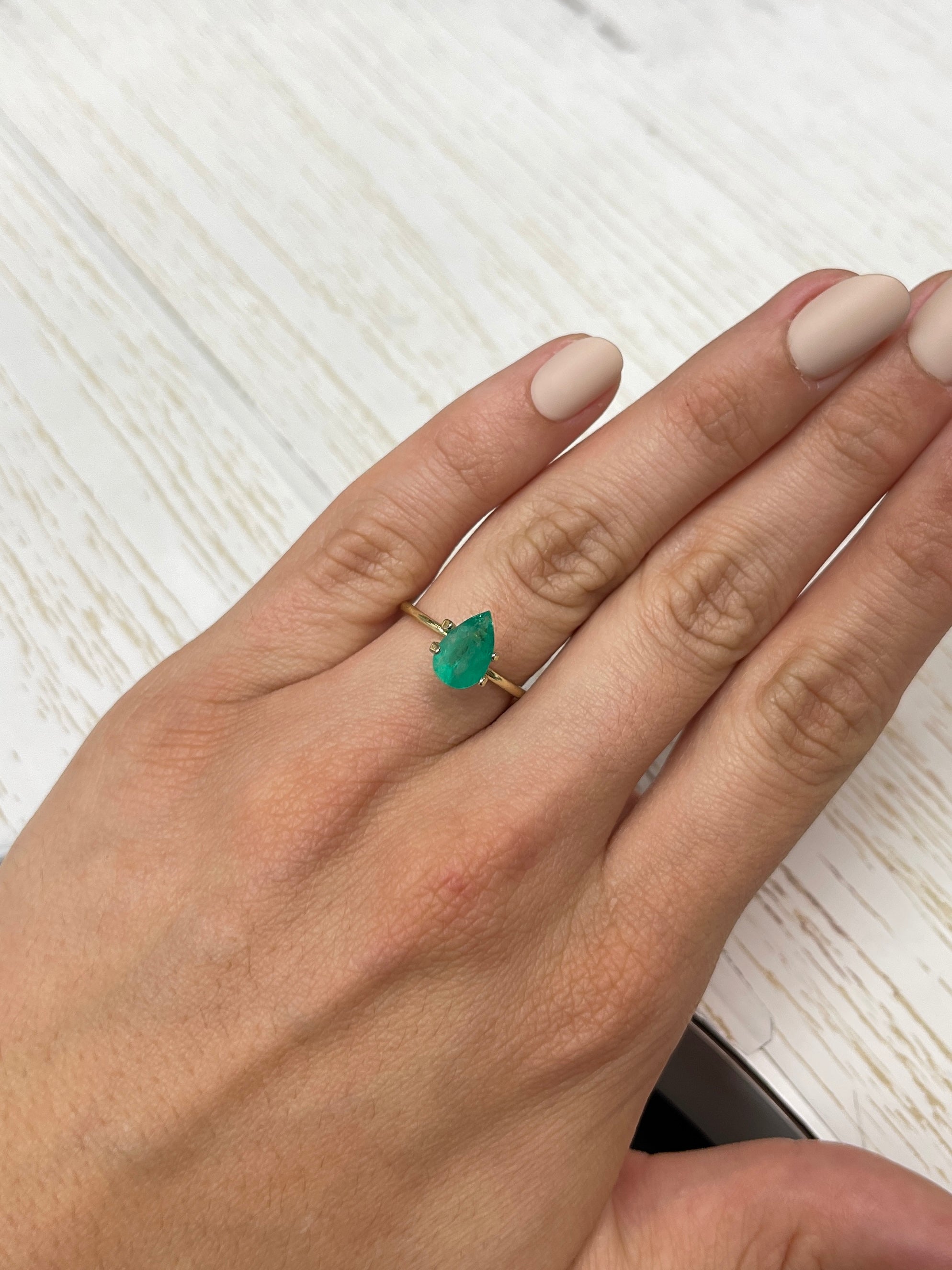 1.32 Carat Natural Loose Colombian Emerald Pear Cut Gemstone for Jewelry Making - Engagement Rings, Necklaces & Earrings