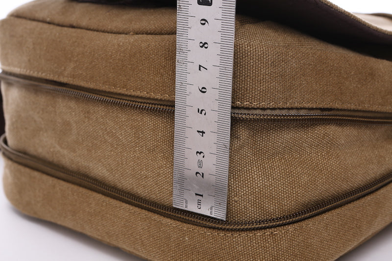 Stylish Urban Canvas Messenger Bag for Men & Women - Durable Crossbody Shoulder Bag - Perfect for Work, Travel & Daily Commute