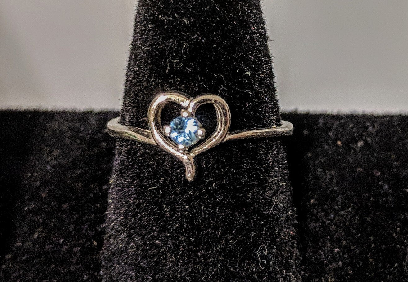 Natural Gemstone Heart Ring in Sterling Silver - Citrine, Chrome Diopside, Garnet, Peridot, Topaz & Amethyst Birthstone Jewelry | Romantic Gift for Her, Anniversary, Valentine's Day | Perfect for Everyday Wear & Special Occasions