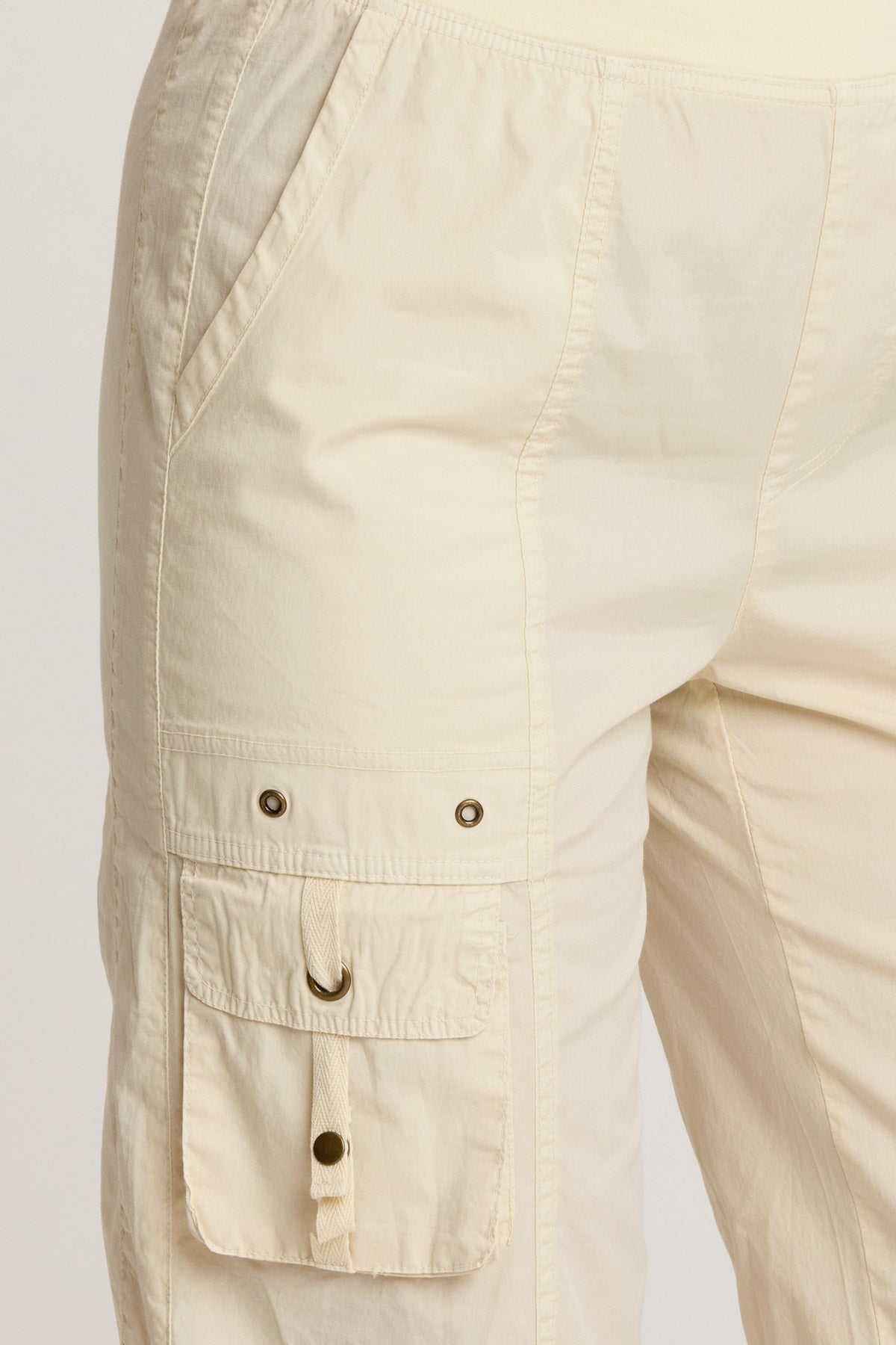 Fontella Bermuda Women's Shorts - Comfortable & Stylish Casual Wear for Summer, Beach, and Travel