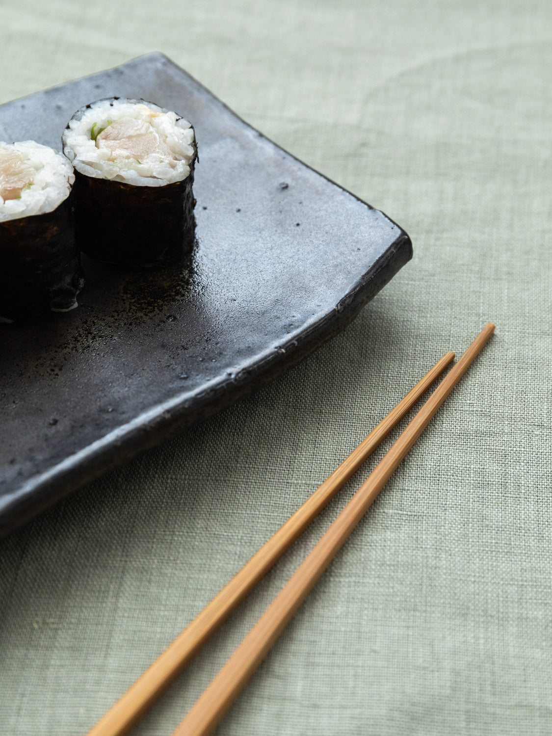 Premium Kuro Minoyaki Japanese Ceramic Long Plate - Elegant Sushi & Appetizer Serving Dish for Restaurants, Home Dining & Special Occasions