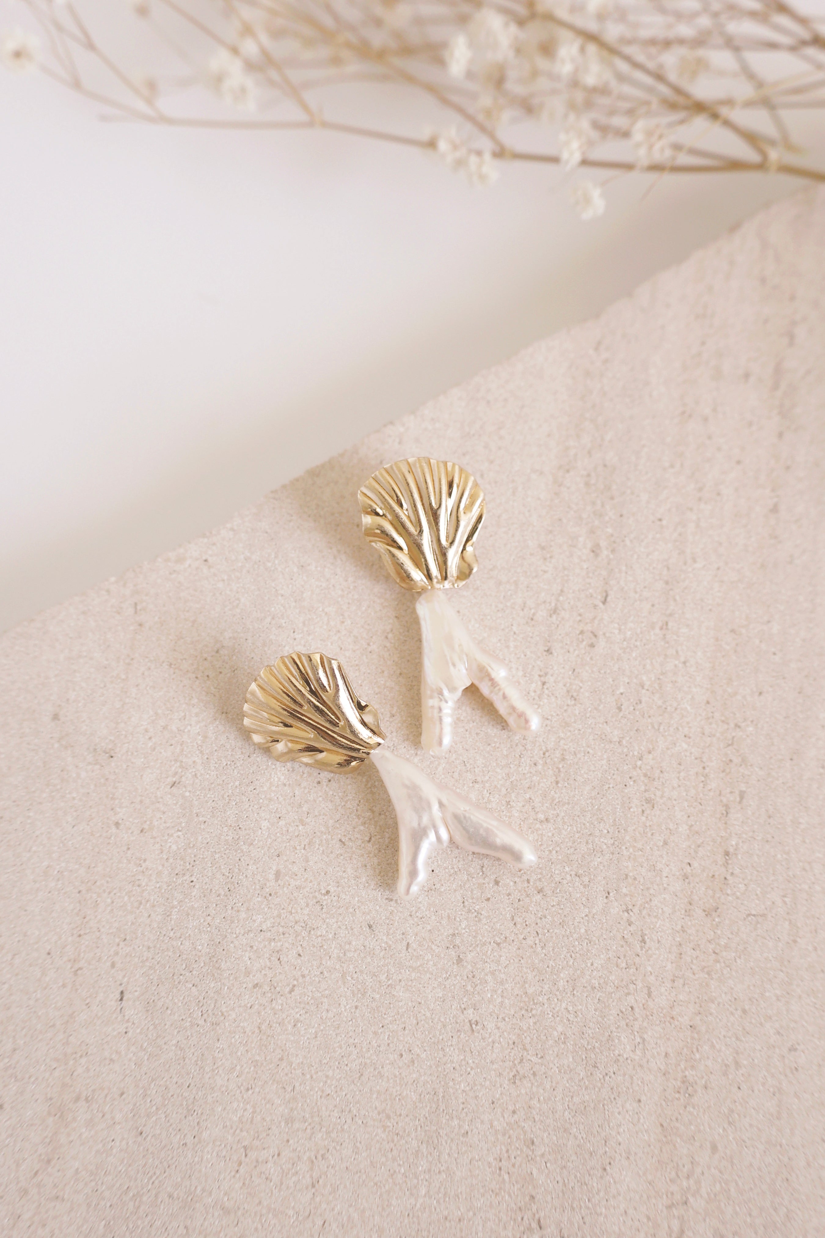 Middleton Freshwater Pearl Earrings - Elegant Stud Earrings for Women, Inspired by Kate Middleton | Perfect for Weddings, Parties & Formal Occasions