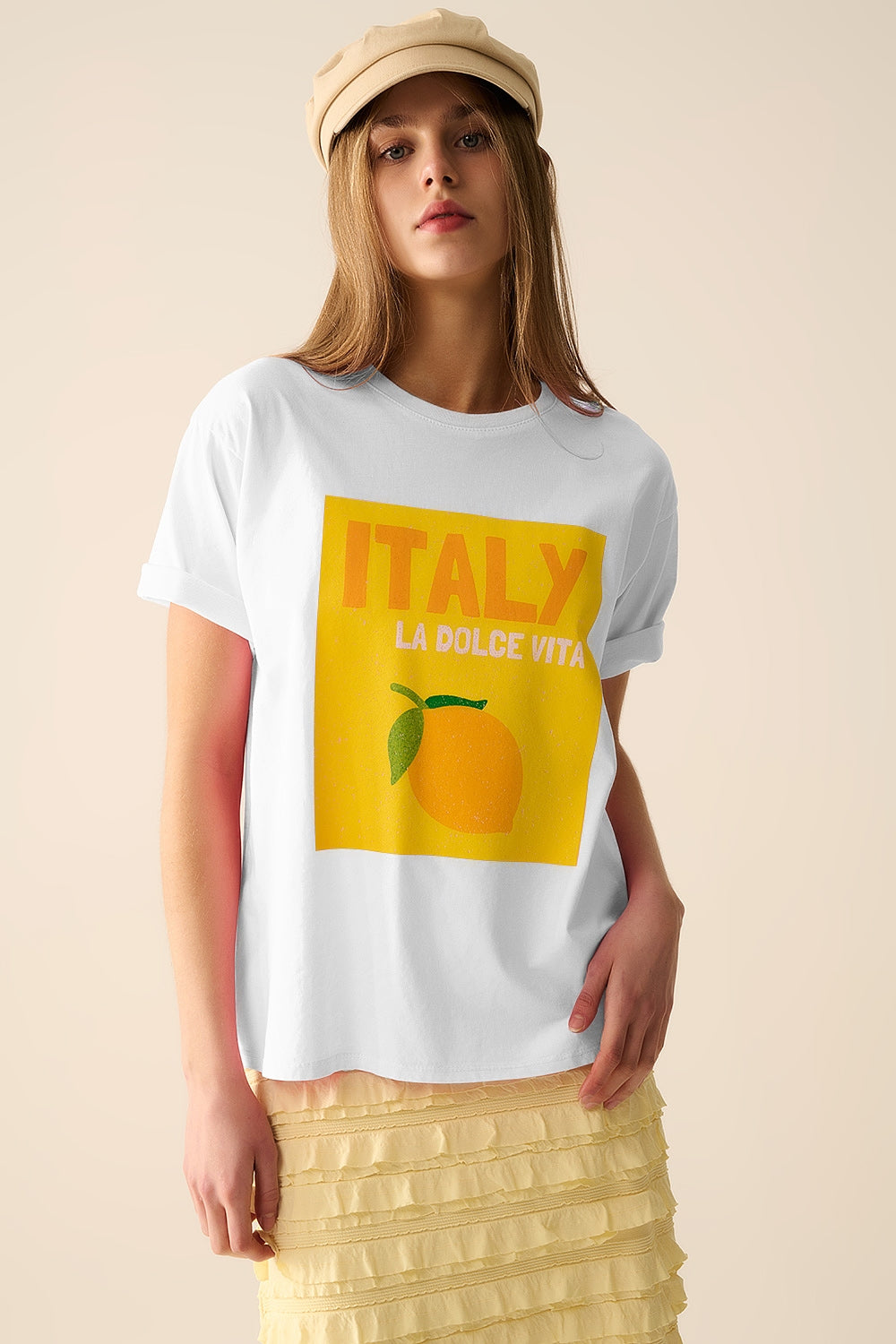 Blanc Italie Dolce Vita Graphic Lemon Print T-Shirt - Casual Summer Fashion for Women | Perfect for Beach Outings and Street Style