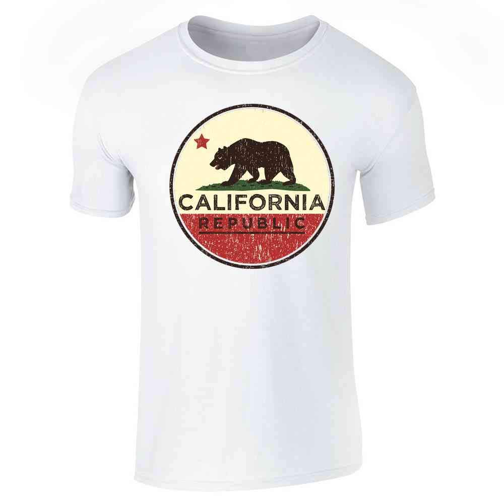 **Pop Threads California Republic Flag Bear Retro Graphic T-Shirt for Men - Vintage Style Casual Tee for Streetwear & Everyday Outfits**