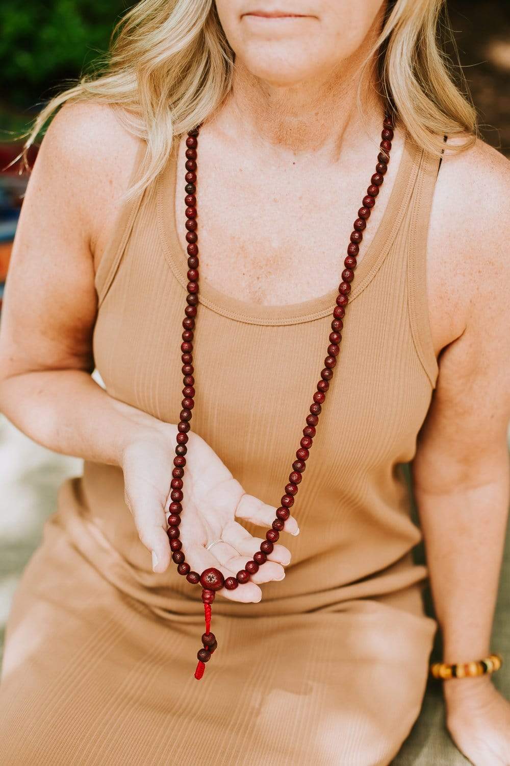 108 Beads Antique Bodhi Mala Prayer Beads Necklace - Natural Wood Meditation Rosary for Buddhist Chanting, Yoga & Spiritual Practice - Perfect Gift for Mindfulness & Stress Relief