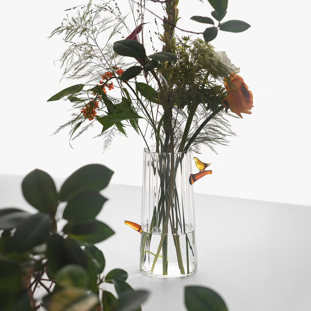 Elegant Amber Bird Vase - Handcrafted Glass Decorative Vase for Home Decor, Wedding Centerpiece & Gift Idea - Perfect for Living Room, Dining Table & Office Decor