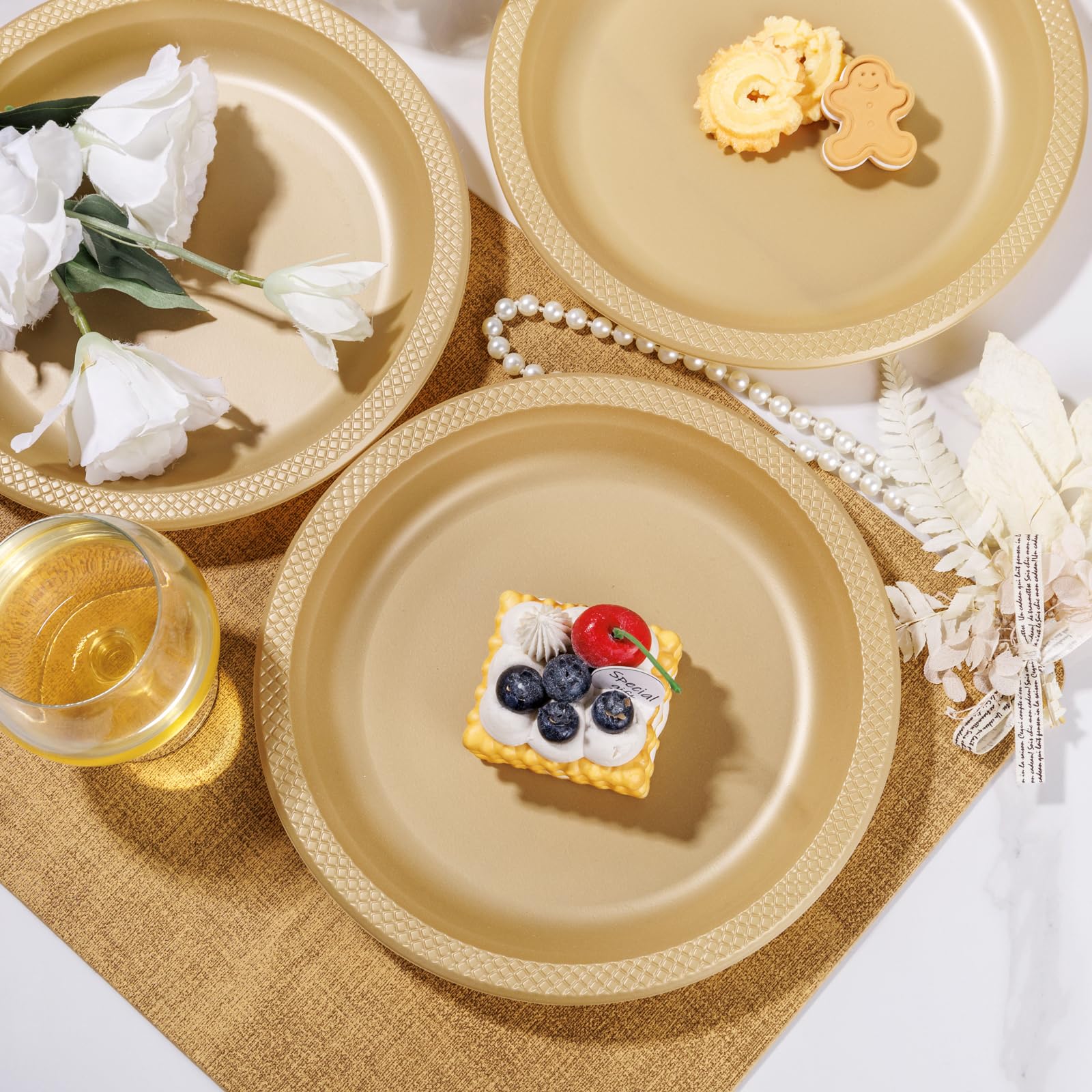 WELLIFE Gold Disposable Plastic Plates 9 Inch - 150 Count, Elegant Dinner Plates for Party, Wedding, Birthday, Engagement, Baby Shower & Special Events - Perfect for Desserts, Cakes & Catering