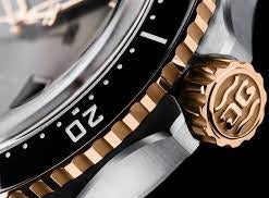 Glashutte Original Spezialist SeaQ Panorama Date Men's Luxury Dive Watch - Stainless Steel & Red Gold - Professional Waterproof Wristwatch for Diving, Sailing & Formal Occasions