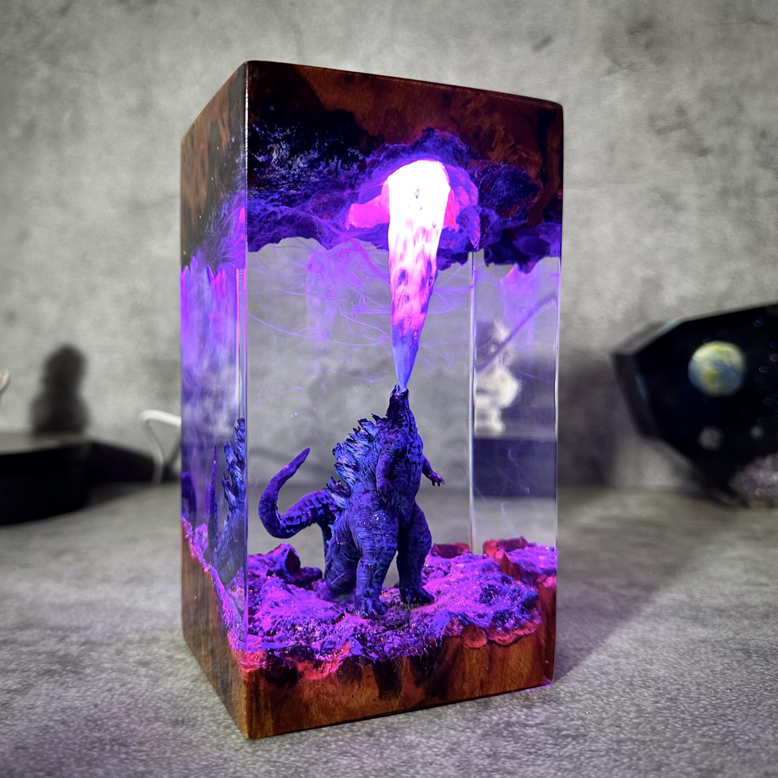 Custom Anime & Monster Resin Wood Lamp - Handmade Epoxy Resin Art Light for Home Decor, Valentine's Day & Wedding Gifts (XL Size 9.5x17.5cm) - Perfect for Bedroom, Living Room & Anime Themed Spaces