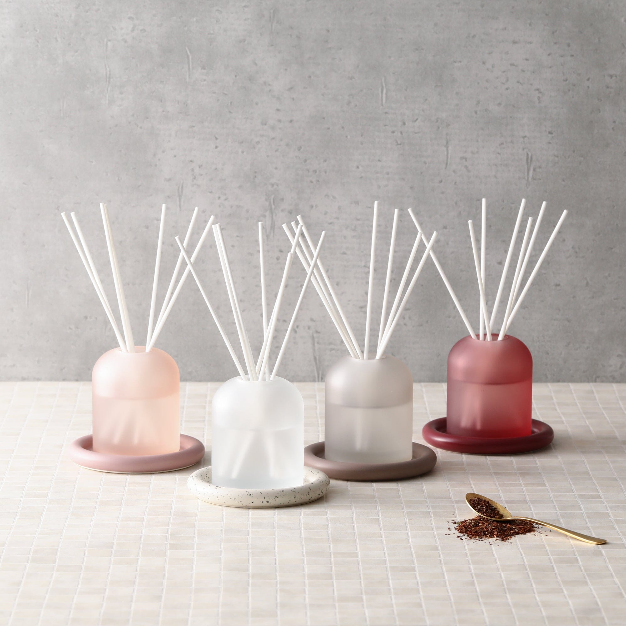 Premium Milk Tea Scented Essential Oil Diffuser - Aromatherapy for Relaxation & Stress Relief | Perfect for Home, Office & Spa Use