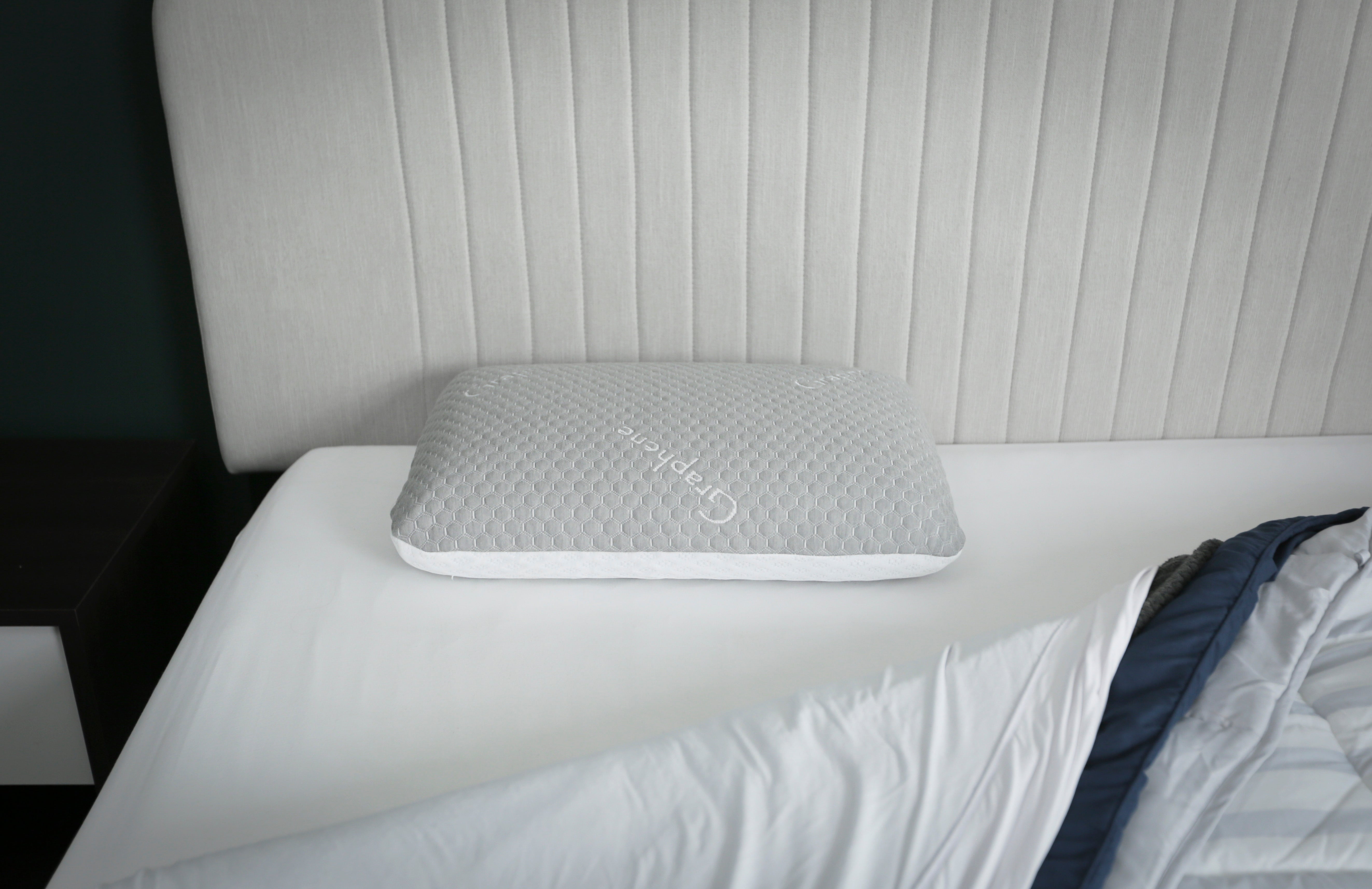 CarbonIce 7-in-1 Cooling Pillow with Bacteria Protection - Breathable & Hypoallergenic for Side, Back & Stomach Sleepers - Perfect for Hot Sleepers, Office Naps & Travel
