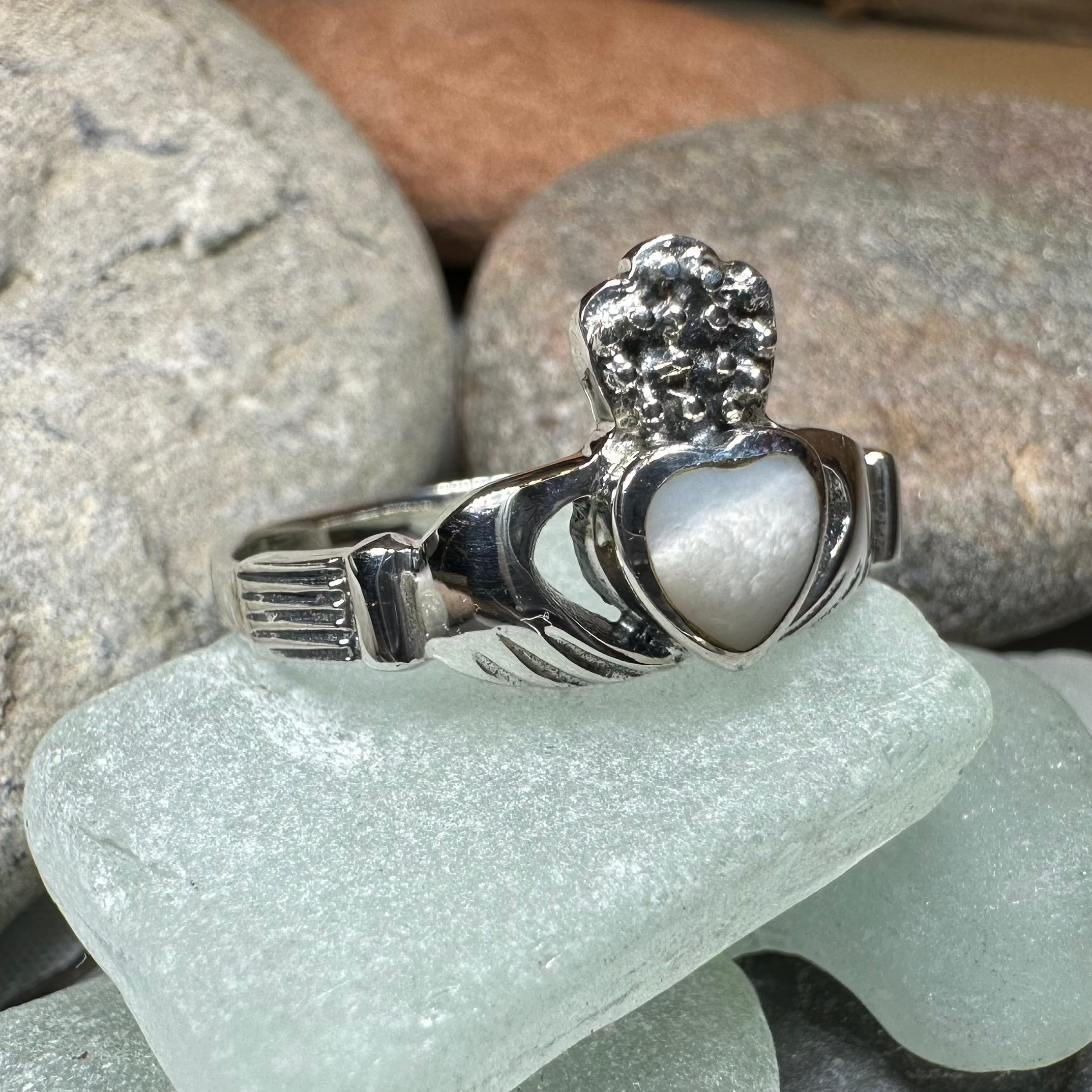 Aurora Claddagh Ring - Sterling Silver Irish Love Friendship Loyalty Ring for Women | Perfect for Weddings, Anniversaries & Gifts