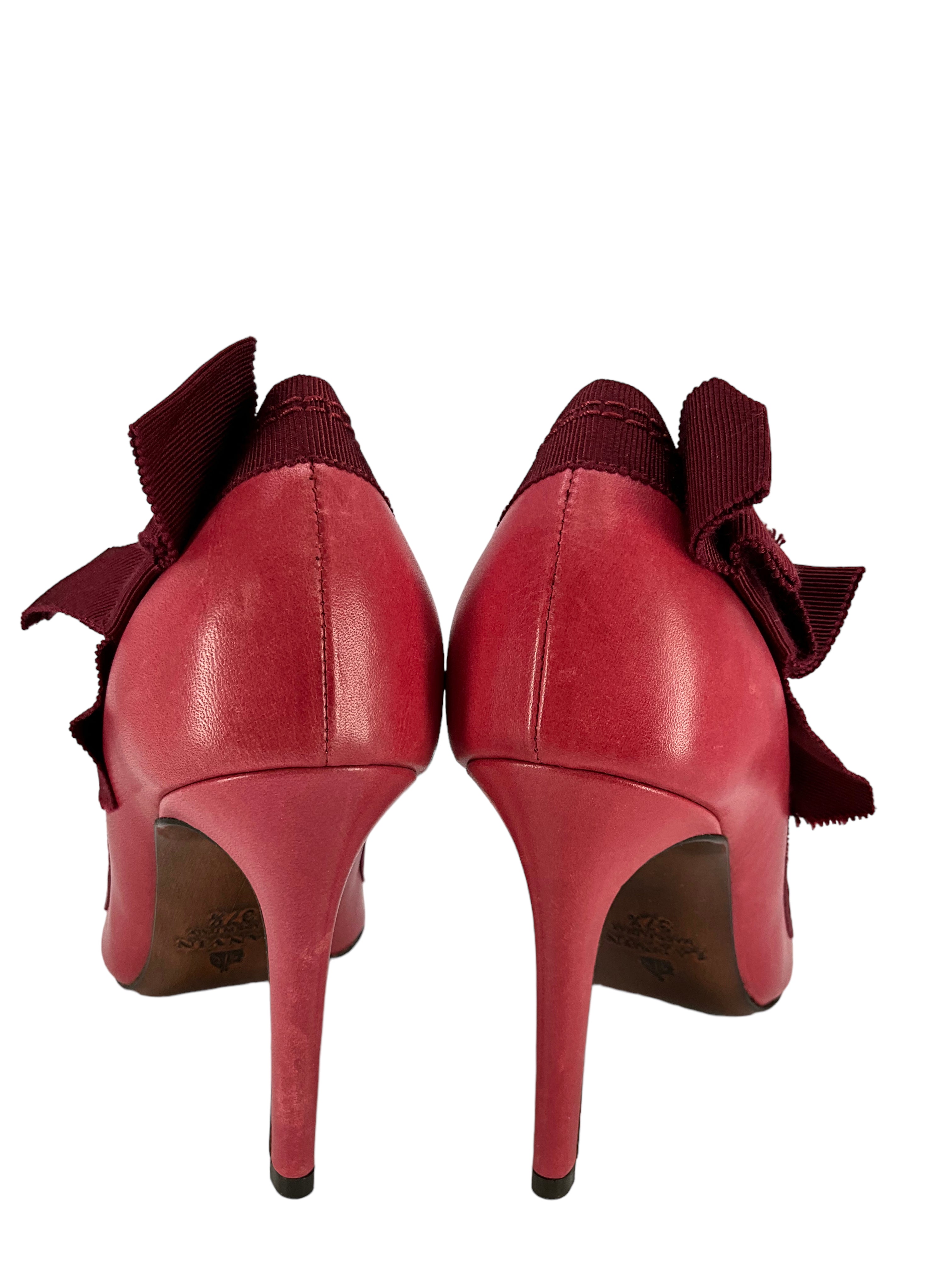 Lanvin Women's Leather Pointed Toe Ribbon Pumps - Size 7.5 US - New Designer Heels for Wedding, Party & Formal Events