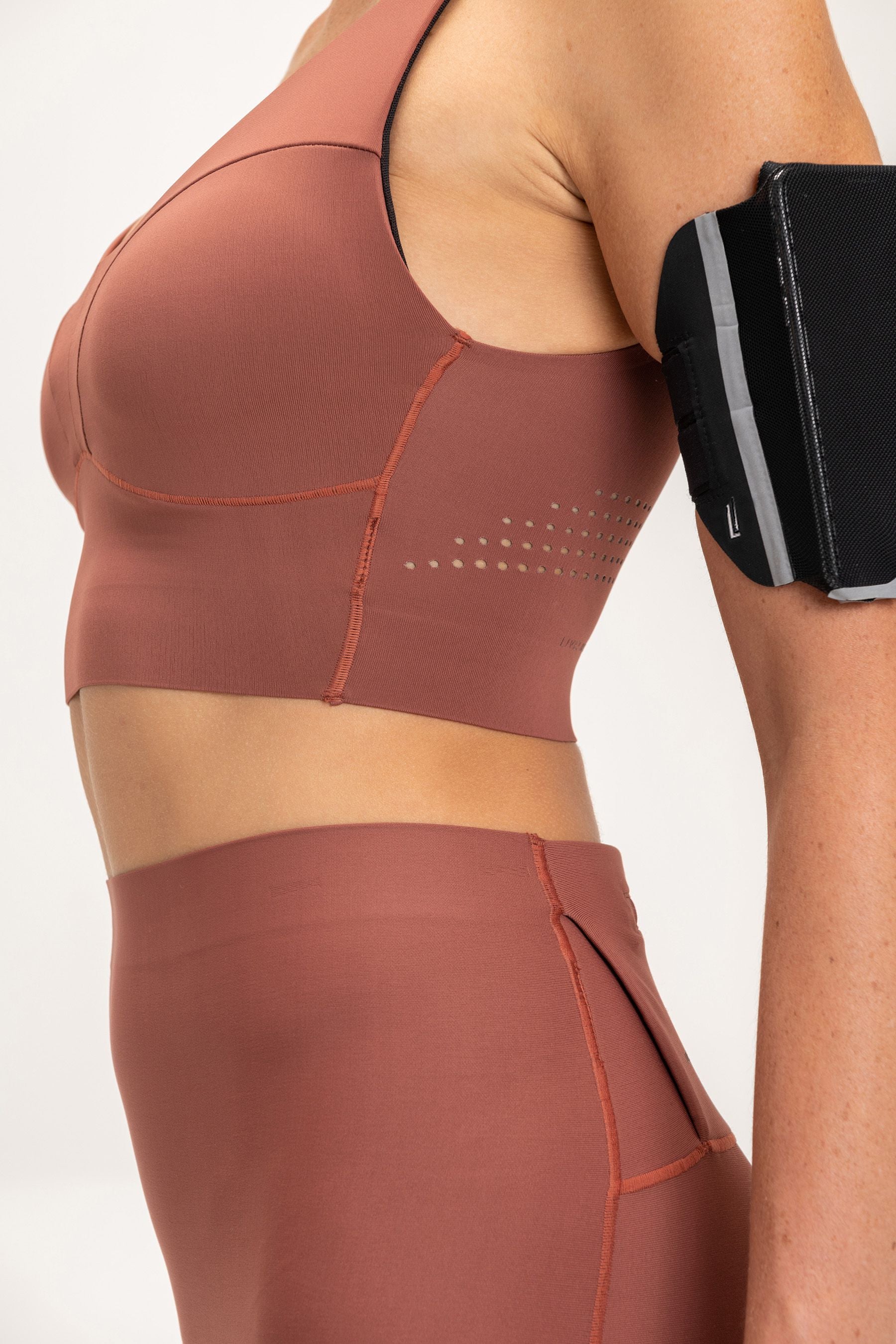 High-Impact Sports Bra for Women - Supportive Workout Top for Running, Gym & Yoga - Moisture-Wicking & Breathable Activewear