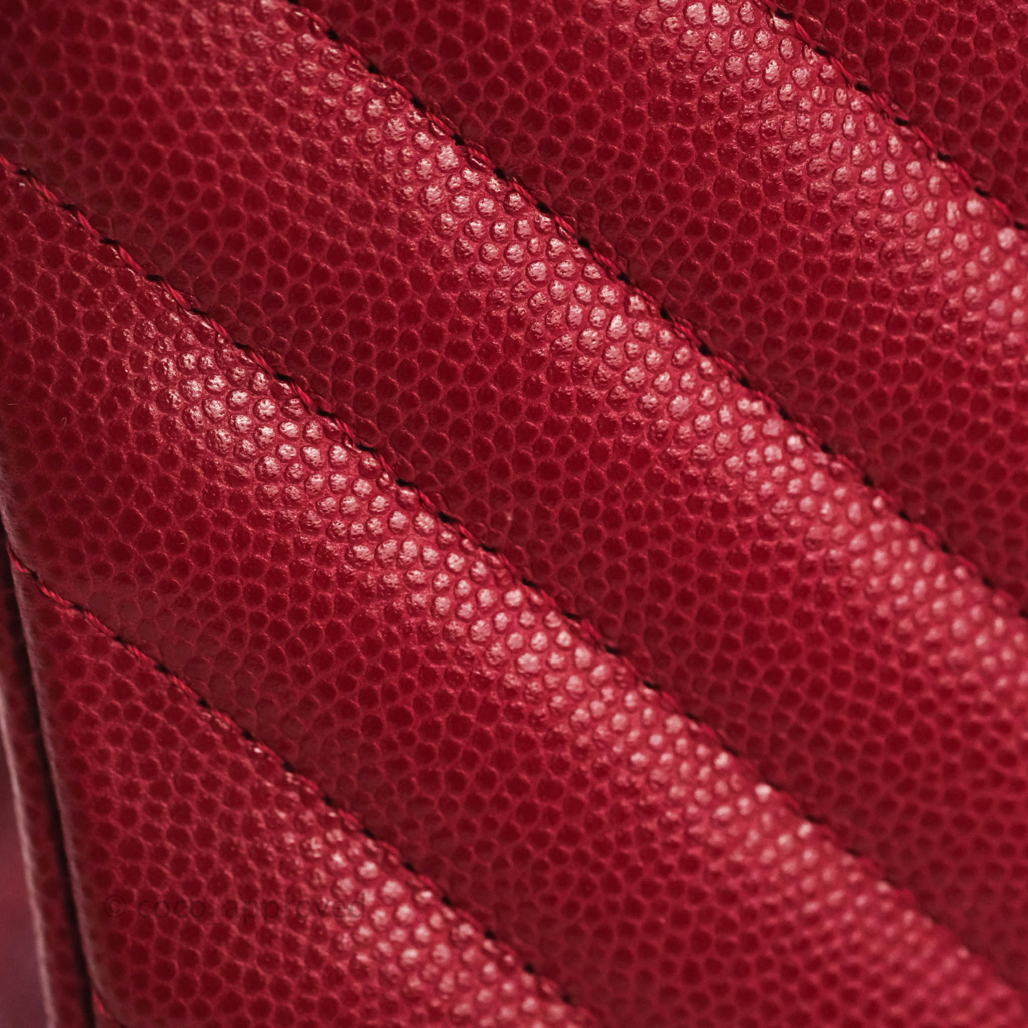 Chanel Classic M/L Medium Chevron Double Flap Bag in Cherry Red Caviar Leather with Gold Hardware - Perfect for Evening Events, Luxury Gifts & Fashionable Outfits