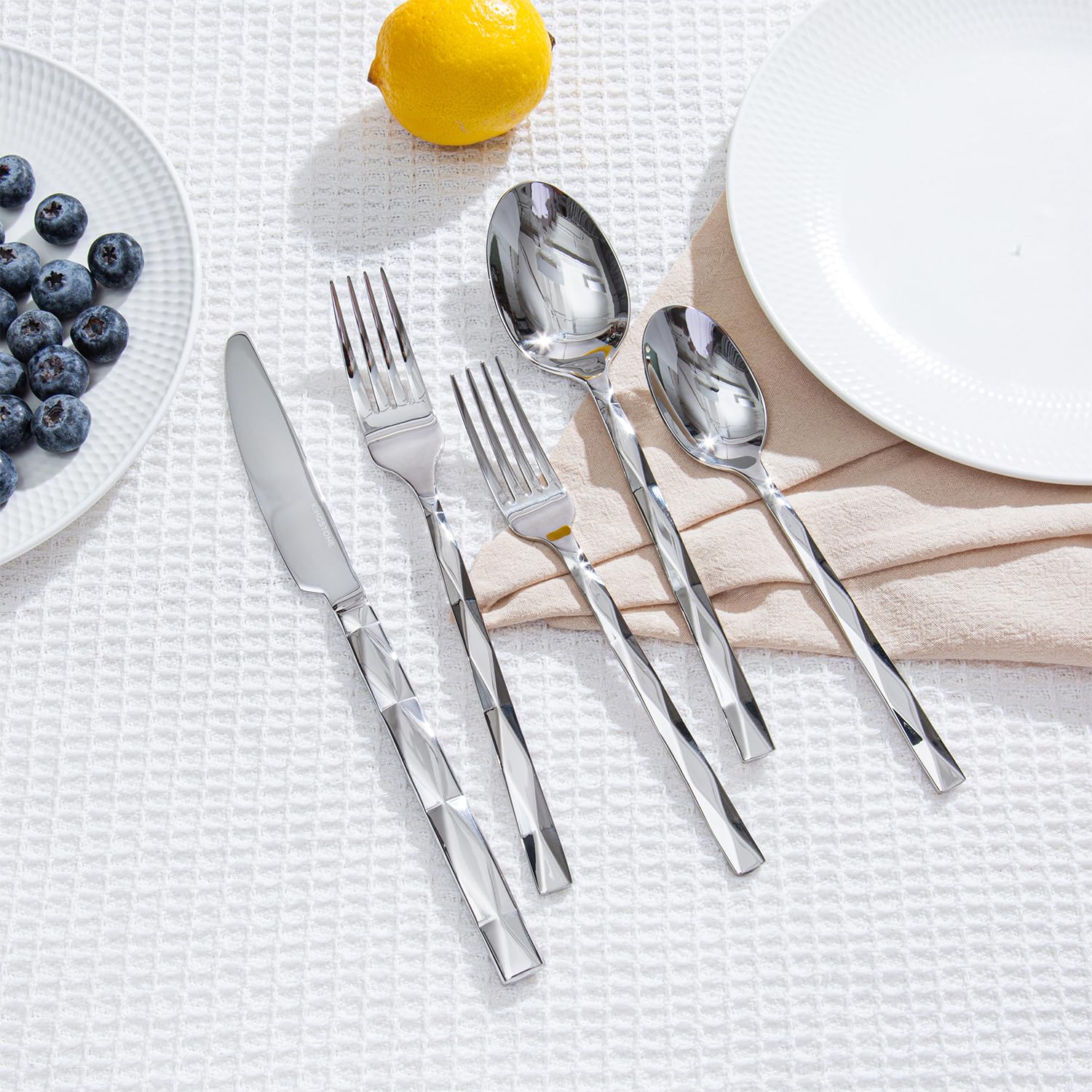 Premium 40-Piece Silverware Set for 8 - 18/10 Stainless Steel Flatware with Diamond Cut Pattern - Luxury Cutlery Set for Kitchen, Dining, Wedding & Party - Mirror Polished & Dishwasher Safe - Elegant Table Setting for Fine Dining & Entertaining