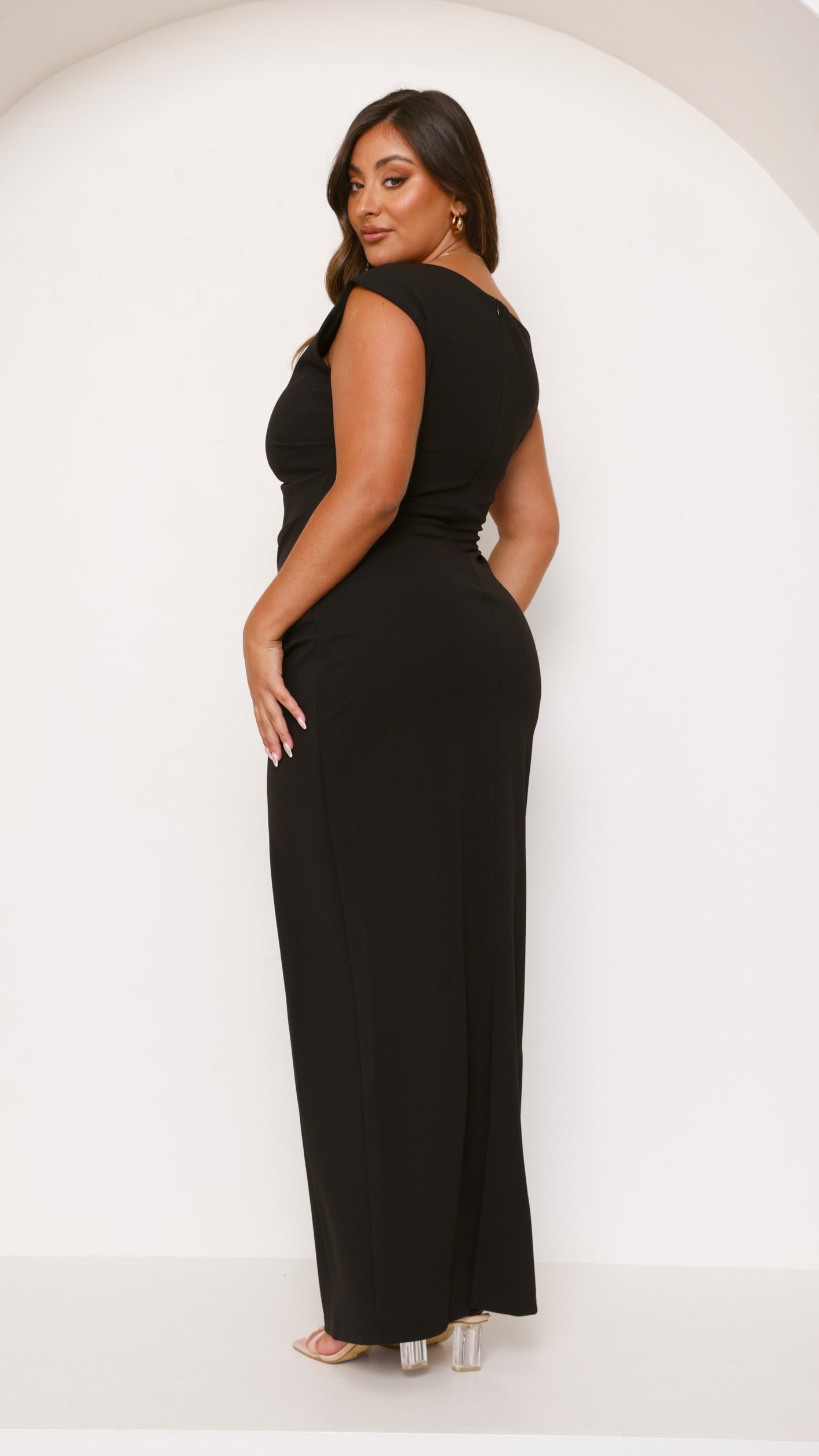 Elegant Lilah Maxi Dress in Black - Perfect for Weddings, Parties & Summer Outfits | Women's Long Flowy Dress