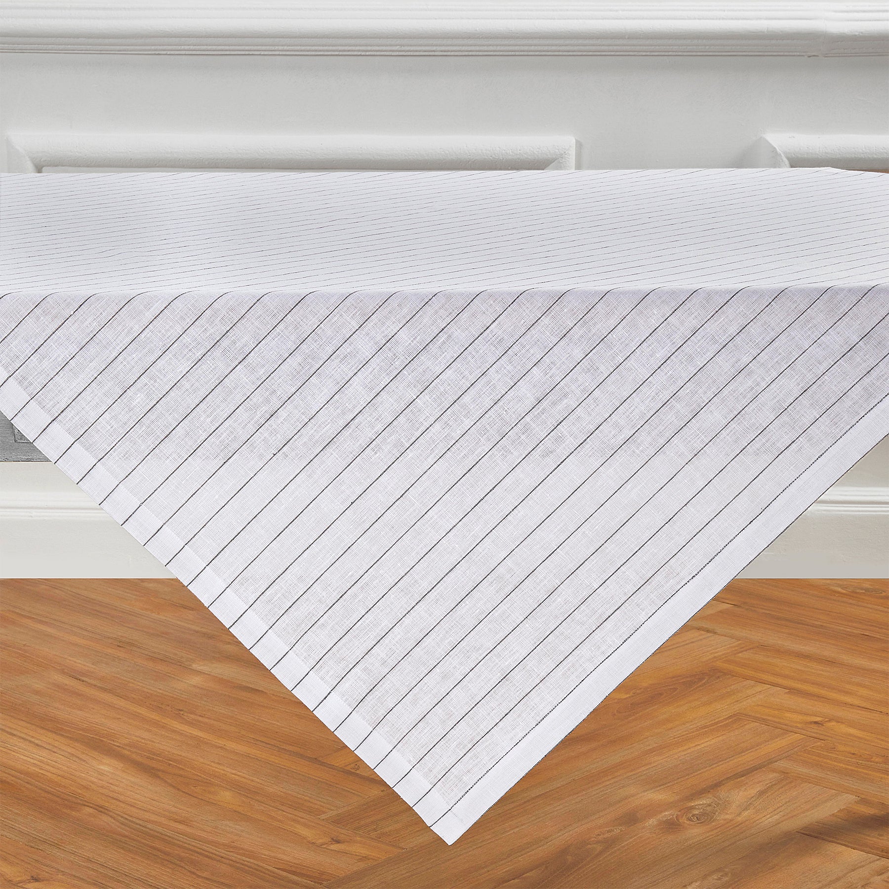 Elegant Black & White Pinstripe Table Throw - Perfect for Dining Room, Kitchen, and Party Decorations