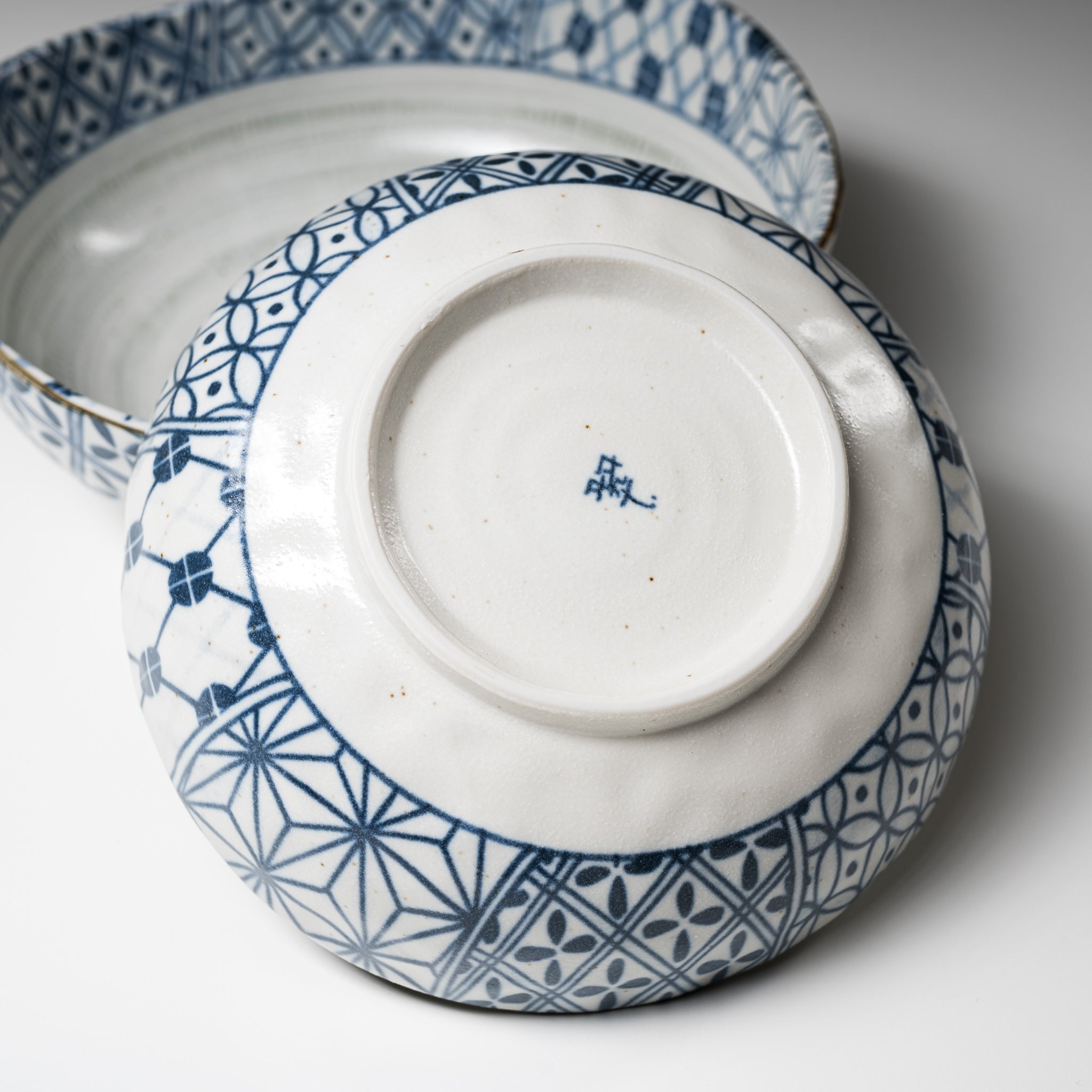 Handmade Mino Ware Komon Pair Shallow Bowls Set of 2 - Traditional Japanese Ceramic Dishes for Sushi, Salad & Dessert | Elegant Tableware for Home Dining & Gift Giving
