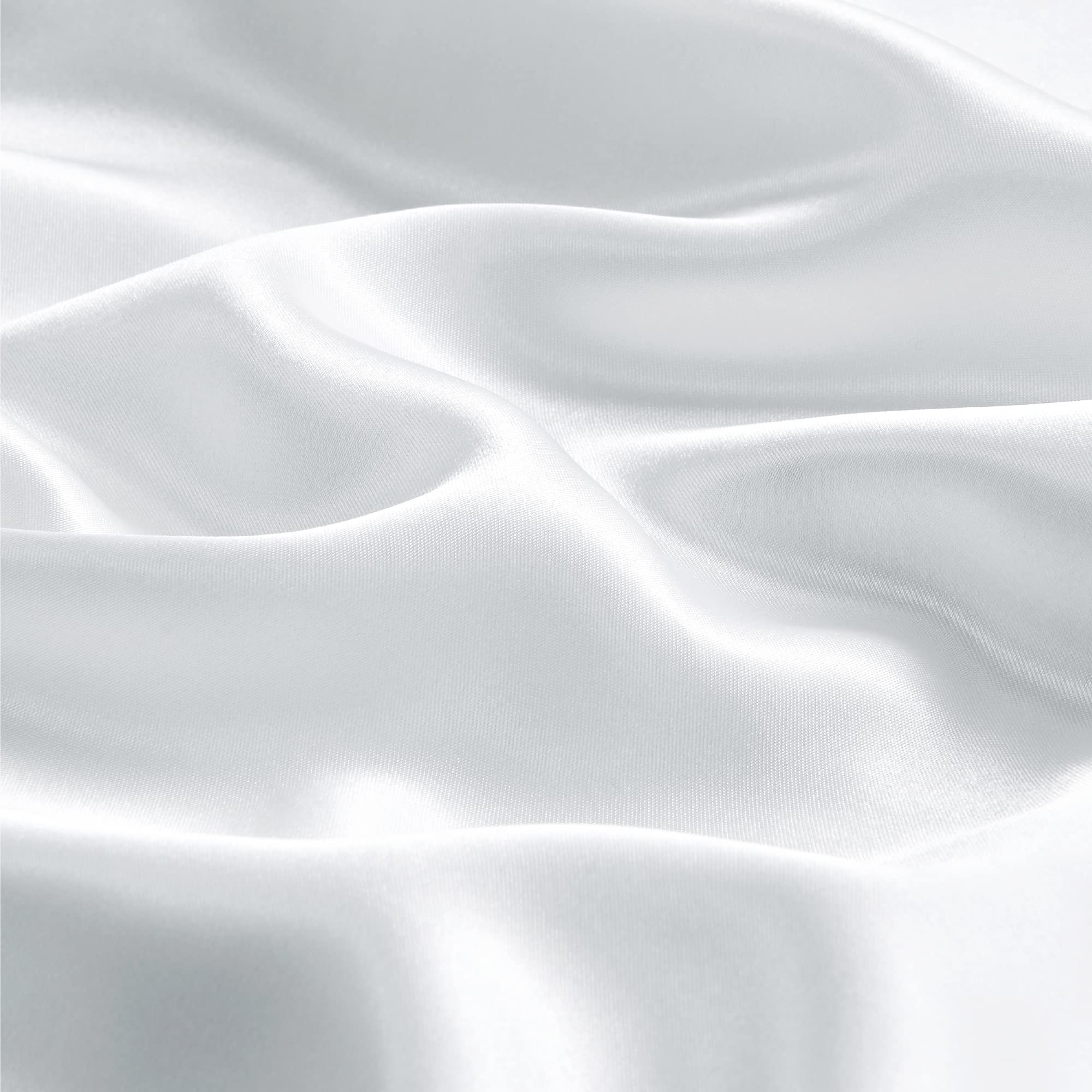 BEDELITE Satin Pillowcase with Zipper - 2 Pack Standard Size (20x26 Inches) - Super Soft & Cooling Silk-Like Pillow Cases for Women & Men - Perfect for Hair Care, Skin Protection & Better Sleep