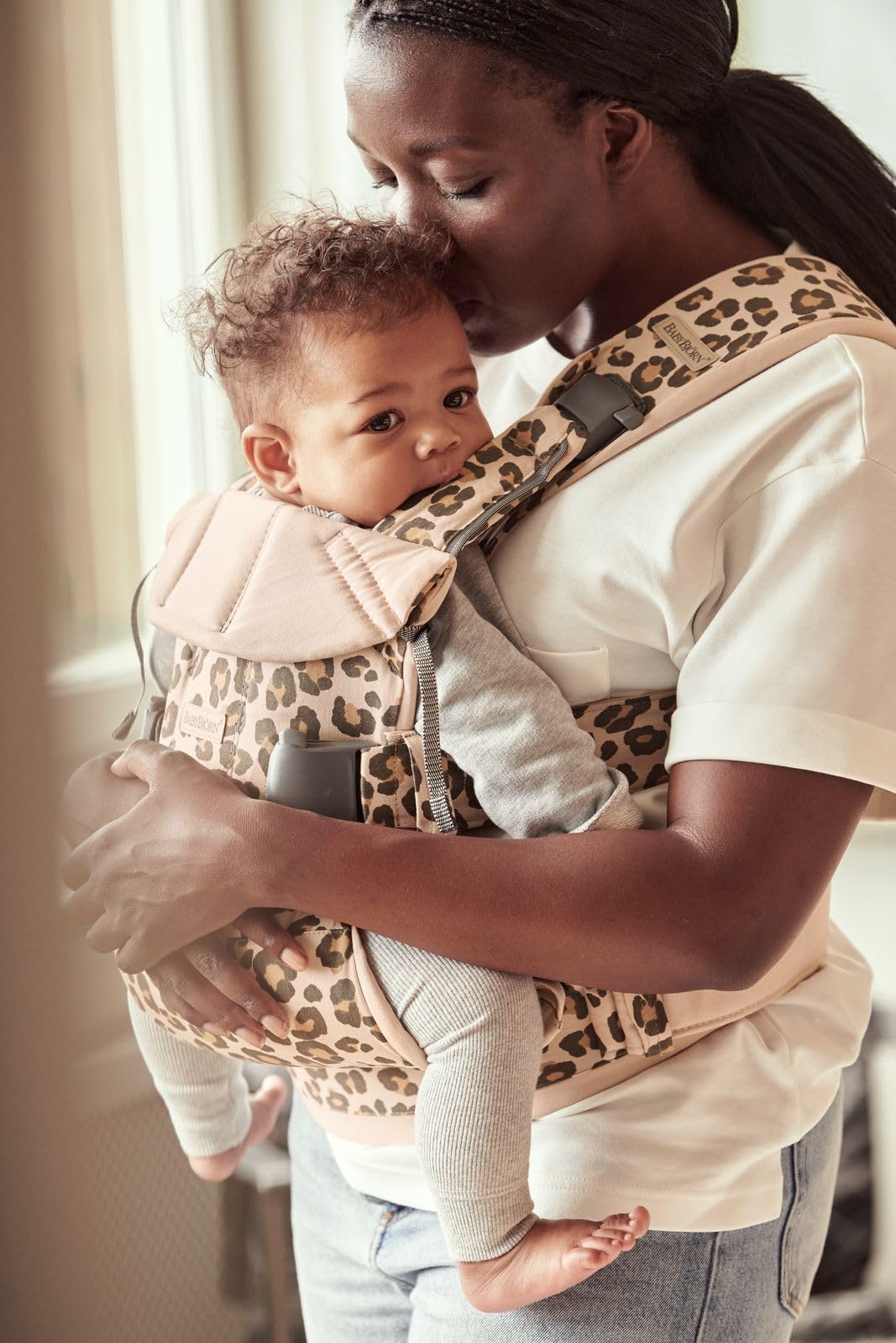BabyBjörn Baby Carrier One - Soft Cotton Infant Carrier in Beige/Leopard Print - Ergonomic & Hands-Free for Newborns to Toddlers - Perfect for Shopping, Hiking & Daily Parenting