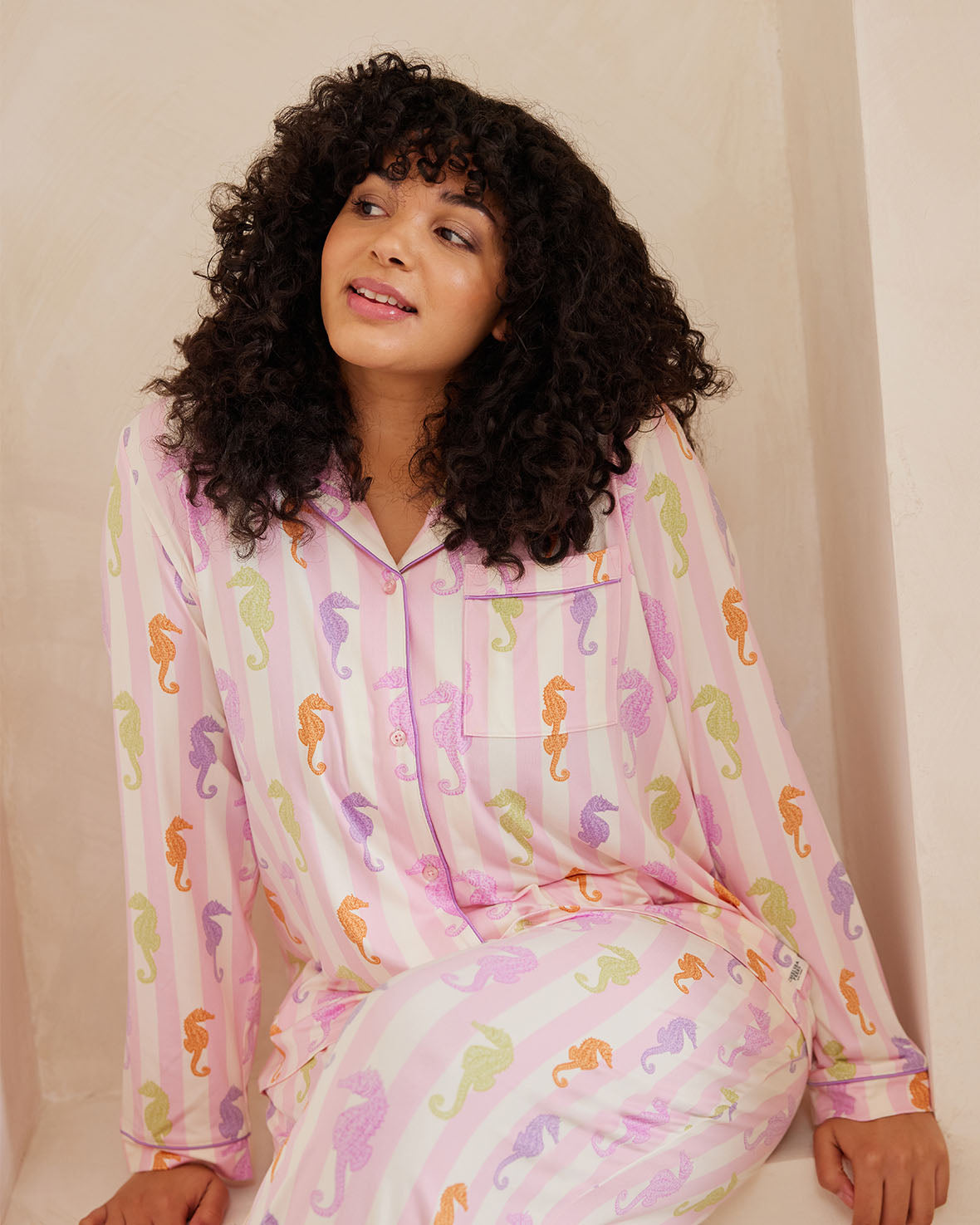 Seahorse Stripe Print Long Sleeve Pajama Set for Women - Soft & Comfortable Sleepwear for Nighttime & Lounge Wear