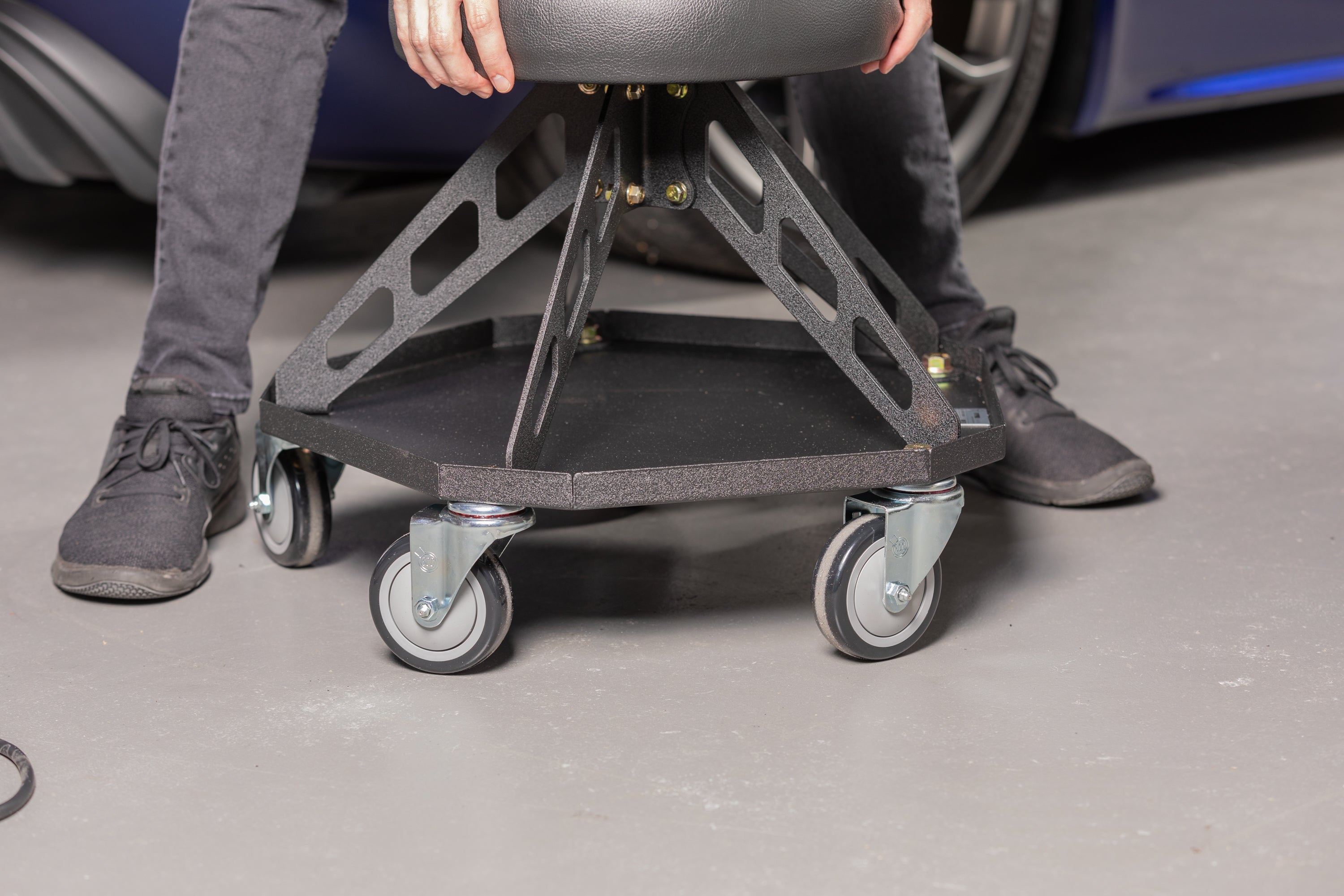 Vyper Chair - Heavy Duty Steel Office Chair for Home & Work - Ergonomic Support for Long Hours Sitting