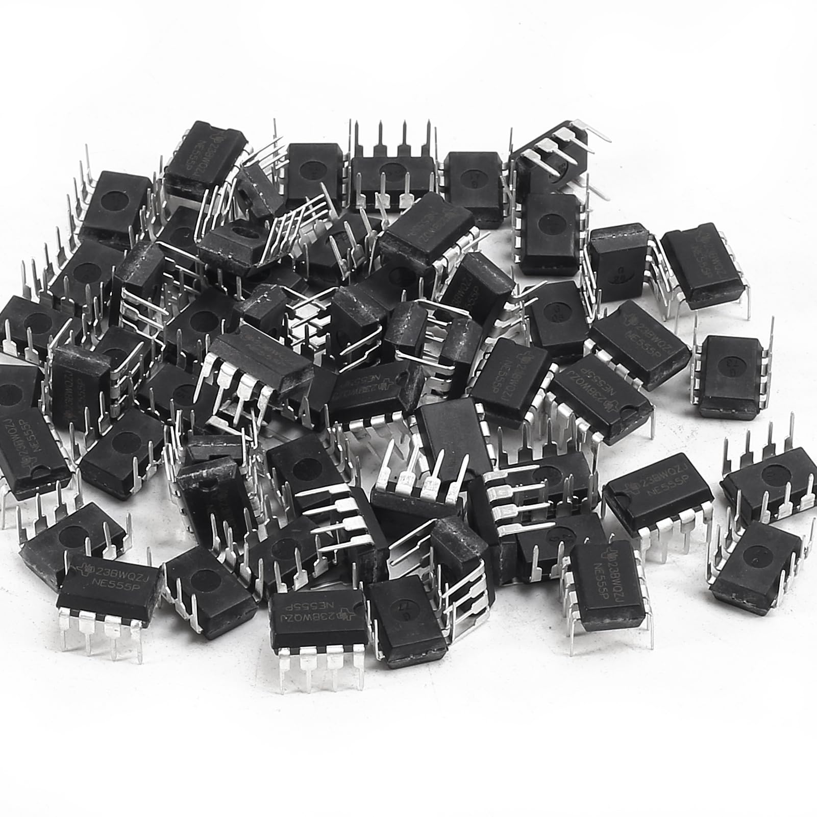 60pcs NE555 Timer IC NE555P Precision Timer 8-Pin DIP Sockets - Ideal for DIY Electronics, Arduino Projects, and Circuit Prototyping