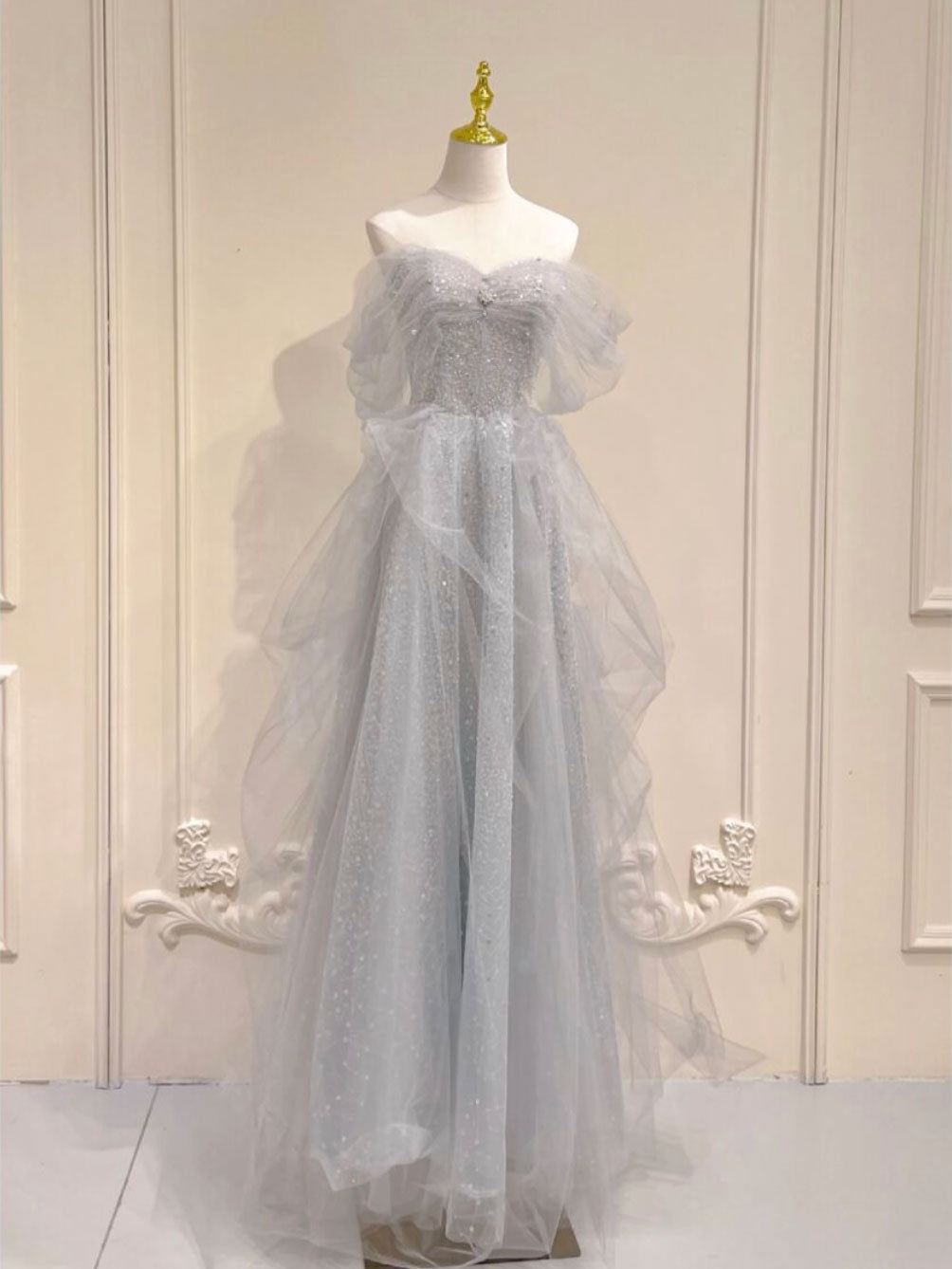 Elegant A-Line Sweetheart Neck Sequin Gray Long Prom Dress | Formal Evening Gown for Homecoming, Ball & Special Occasions