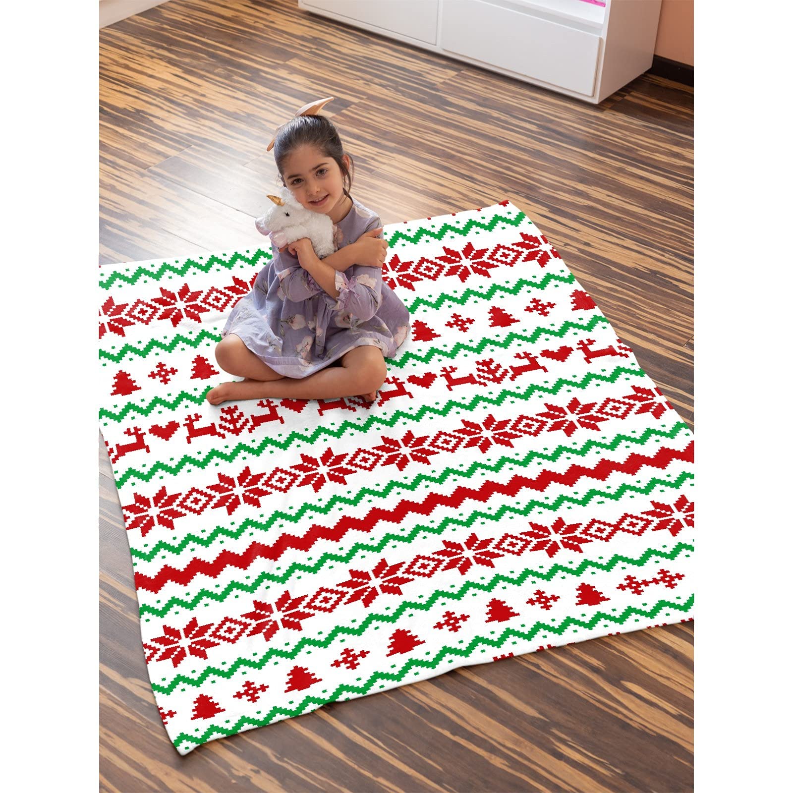Soft Flannel Christmas Throw Blanket - Lightweight & Cozy Luxury Bed Blanket 120