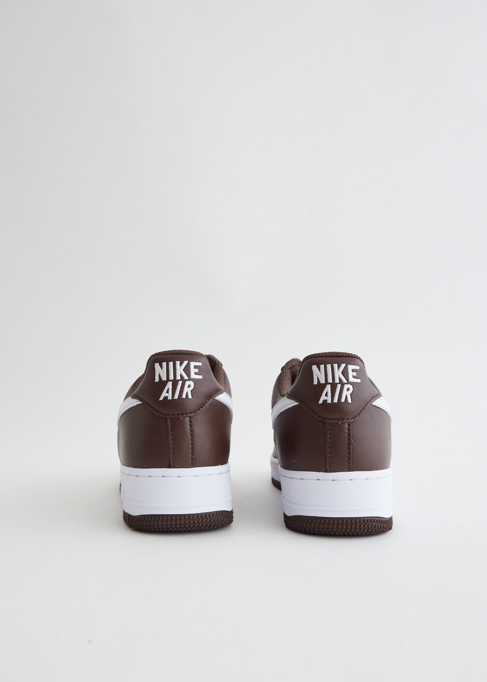 Nike Air Force 1 Low Retro 'Chocolate' Men's Basketball Shoes - Classic White & Brown Sneakers for Casual Wear, Street Style & Everyday Comfort