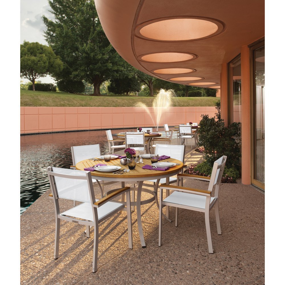 Travira 5-Piece Round Dining Set with Sling Chairs - Natural Tekwood Patio Furniture for Outdoor Entertaining - Vintage Style Garden Table and Chairs for Backyard, Deck or Poolside