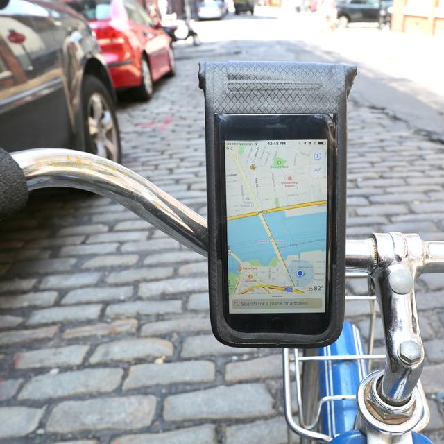 Waterproof Bike Phone Mount for All Weather Cycling - Secure Smartphone Holder for Outdoor Biking, Commuting & Adventure Sports