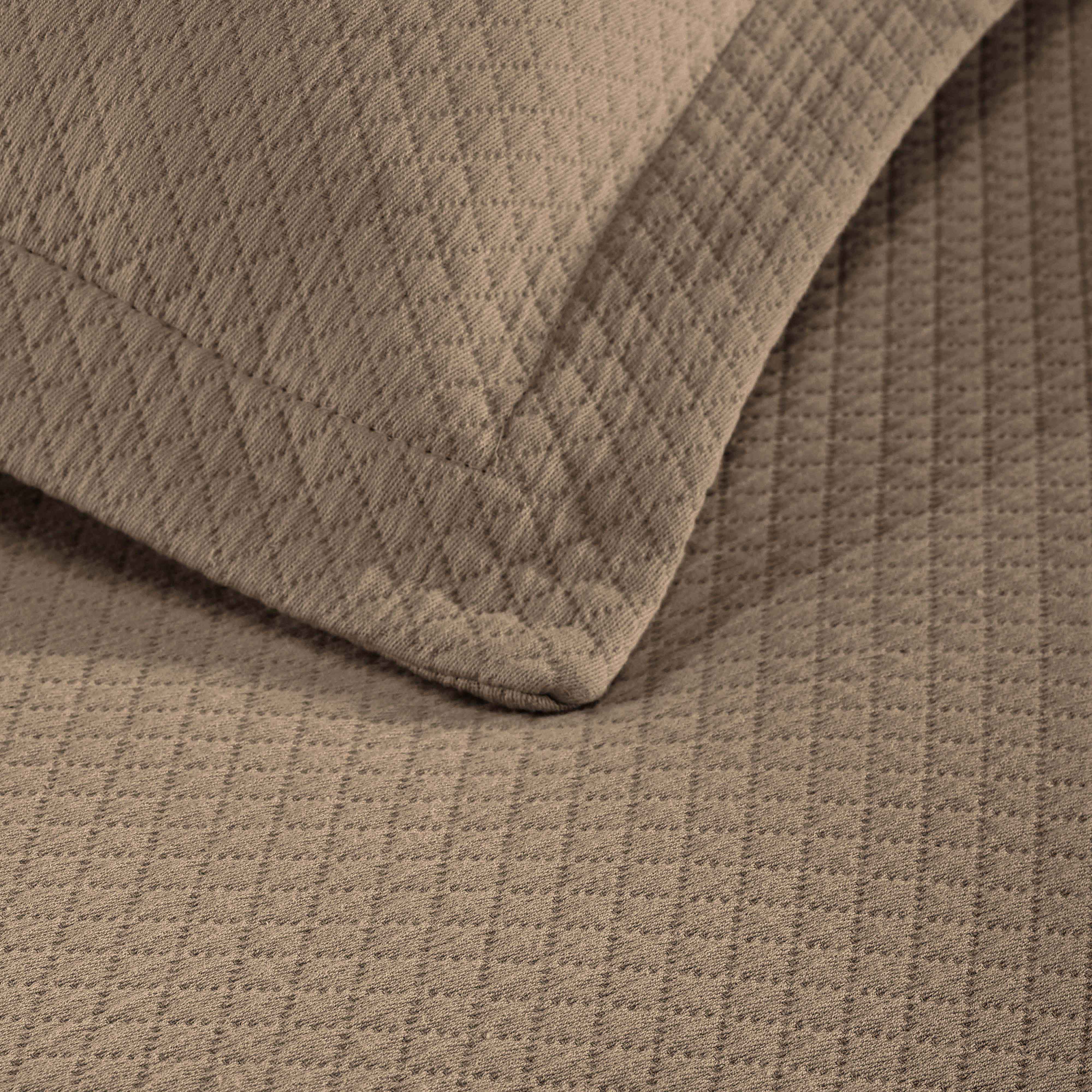 Luxury Jacquard Matelassé Cotton Diamond Solitaire Bedspread Set - Queen Size Bedding Coverlet for Master Bedroom, Guest Room & Hotel Decor