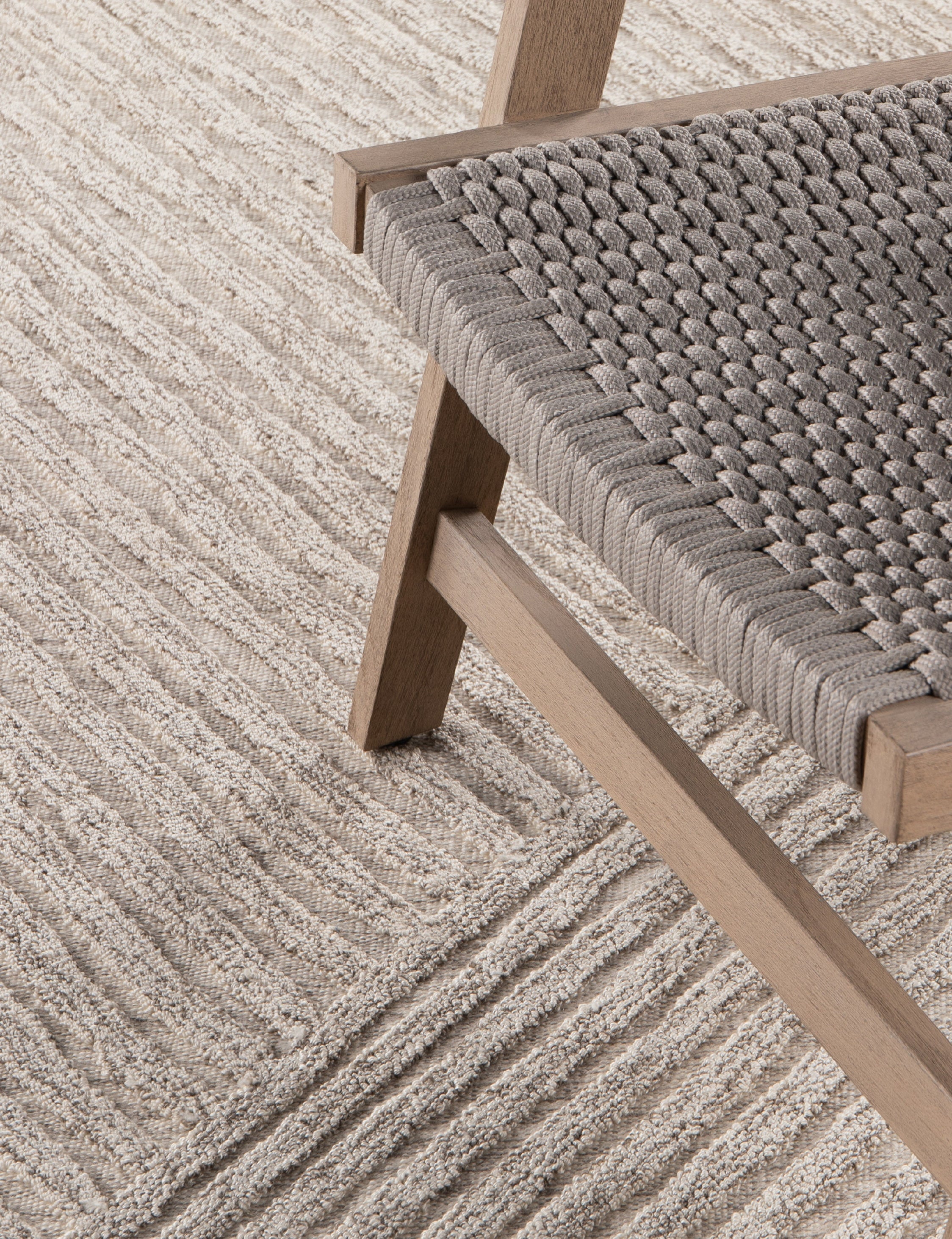 Durable Indoor Outdoor Rug - Waterproof & Fade Resistant - Perfect for Patio, Deck, Porch, and Living Room - Easy to Clean & Maintain