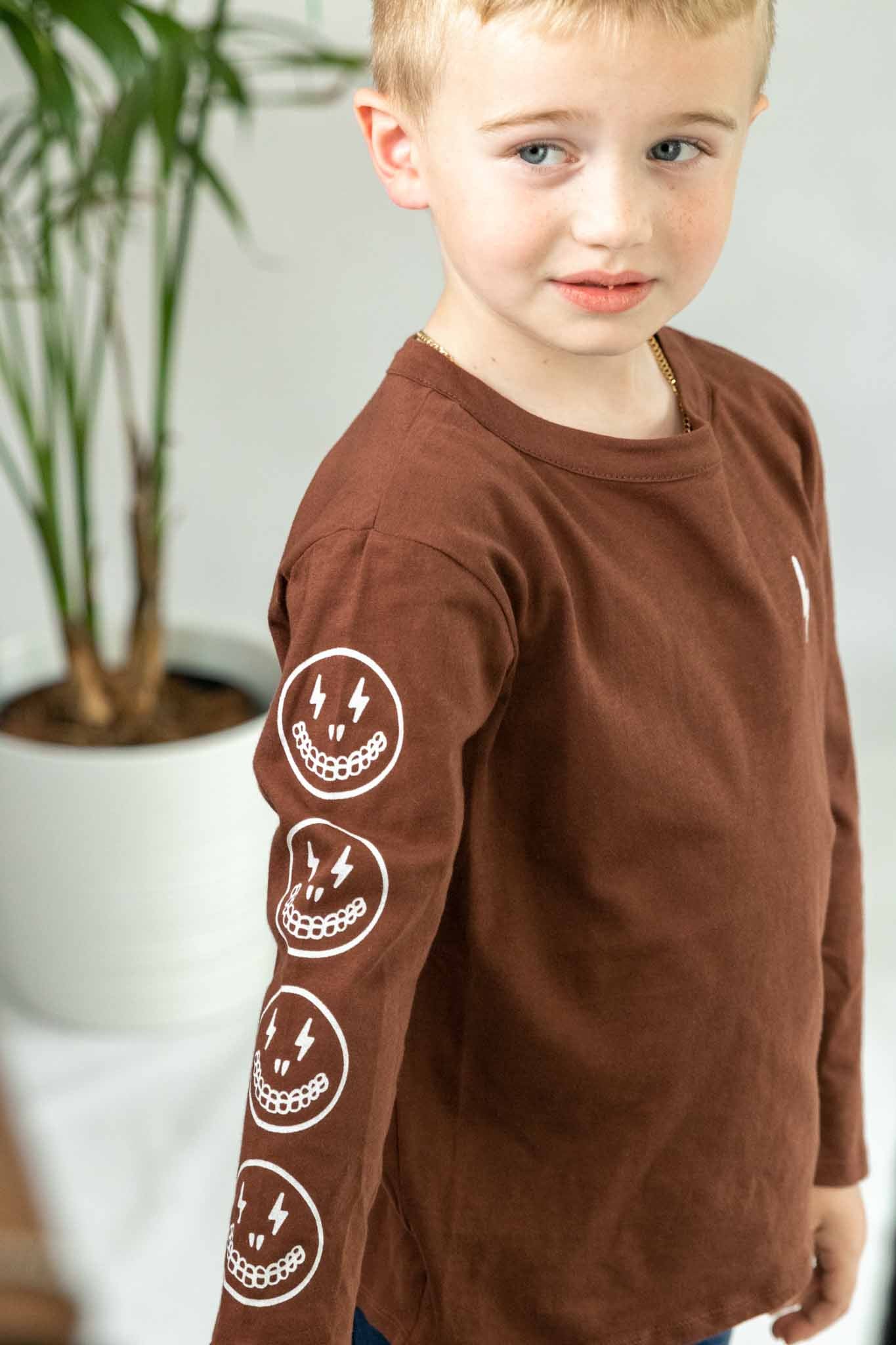 Cool Lightning Skeleton Print T-Shirt for Boys - Trendy Graphic Tee for Halloween, School & Everyday Wear