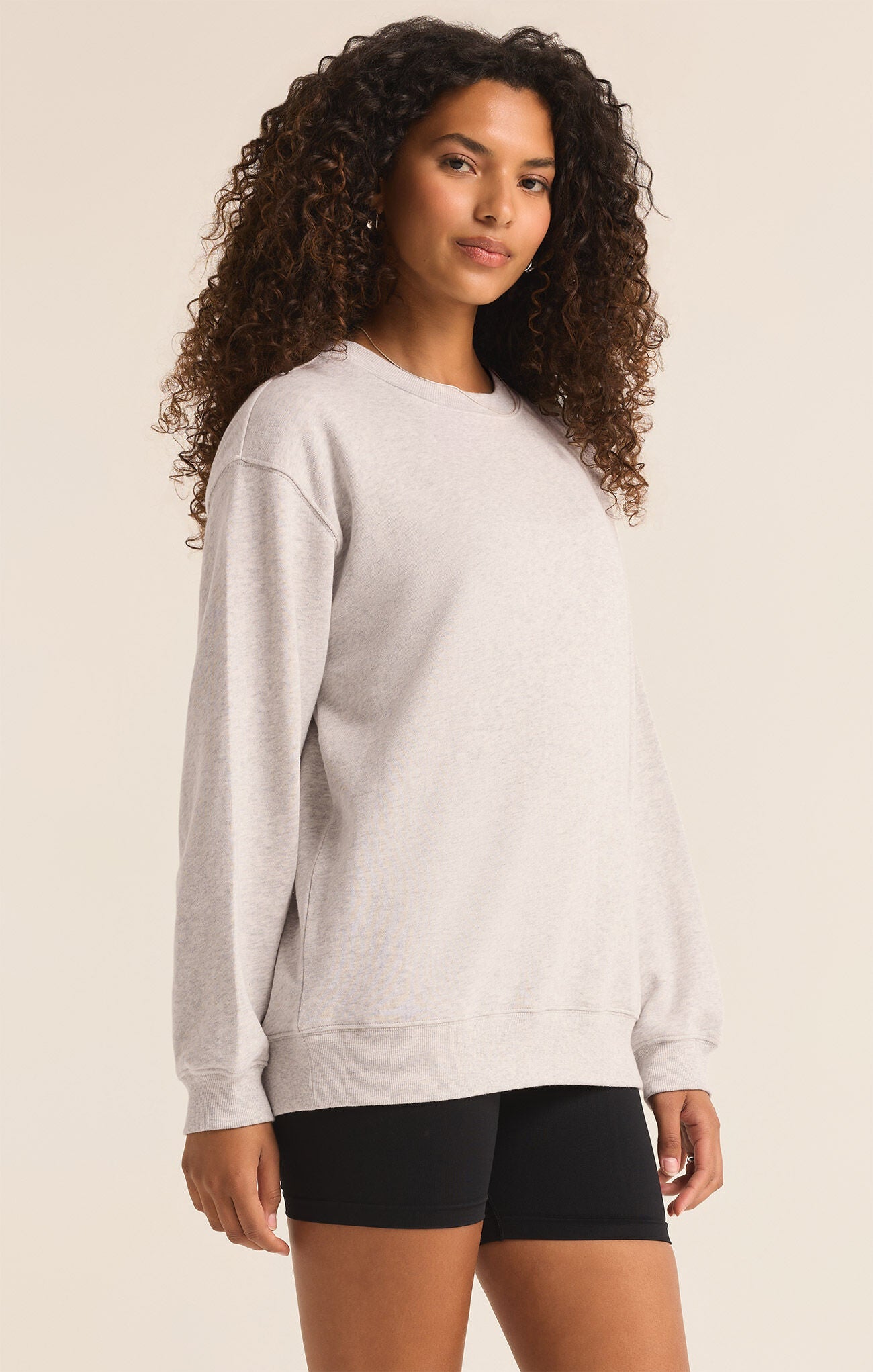 Oversized Sweatshirt for Women - Soft & Cozy Pullover Hoodie - Casual Loungewear & Streetwear - Perfect for Relaxing at Home, Running Errands or Weekend Outfits