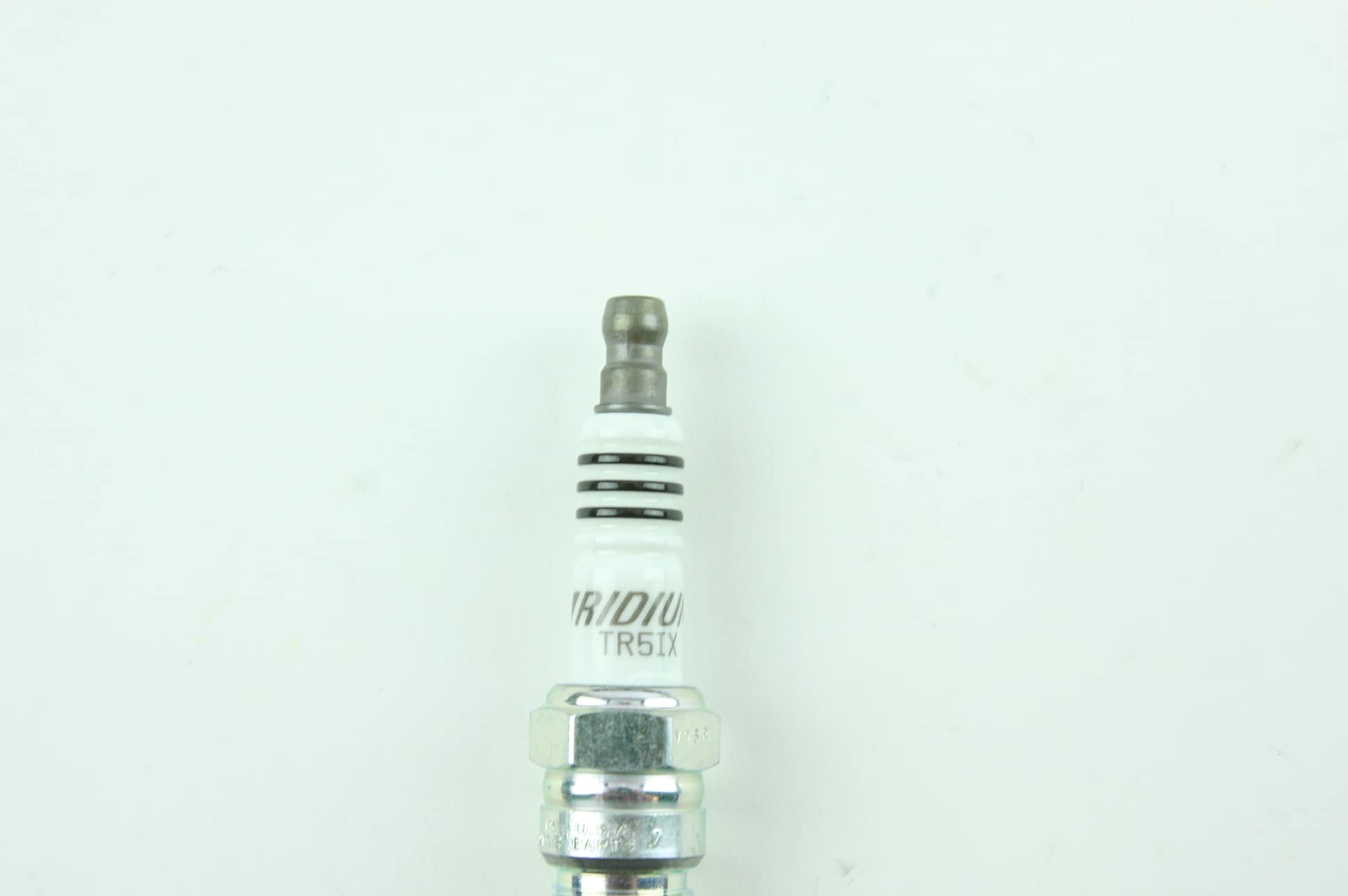 NGK TR5IX Iridium Spark Plug (7397) - 8 Pack | High Performance Spark Plugs for Cars, Trucks & Motorcycles | Improves Fuel Efficiency & Engine Power