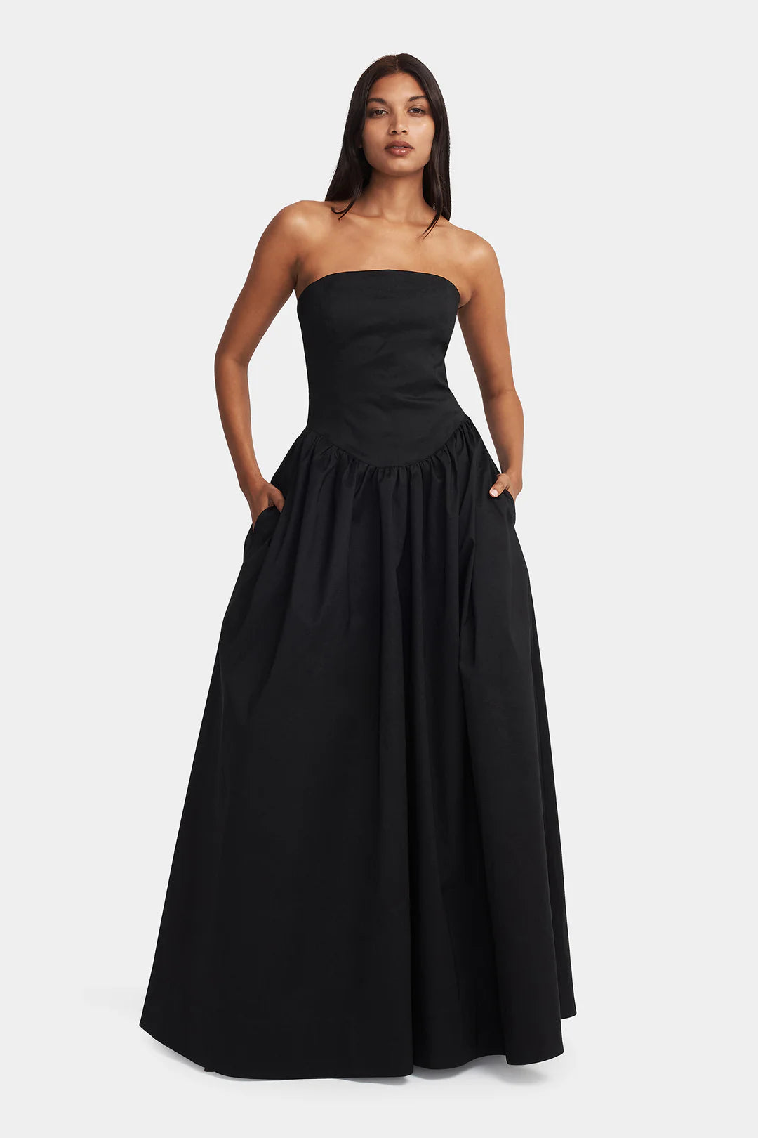 Elegant Audrey Gown in Black - Perfect for Evening Parties, Weddings & Formal Events