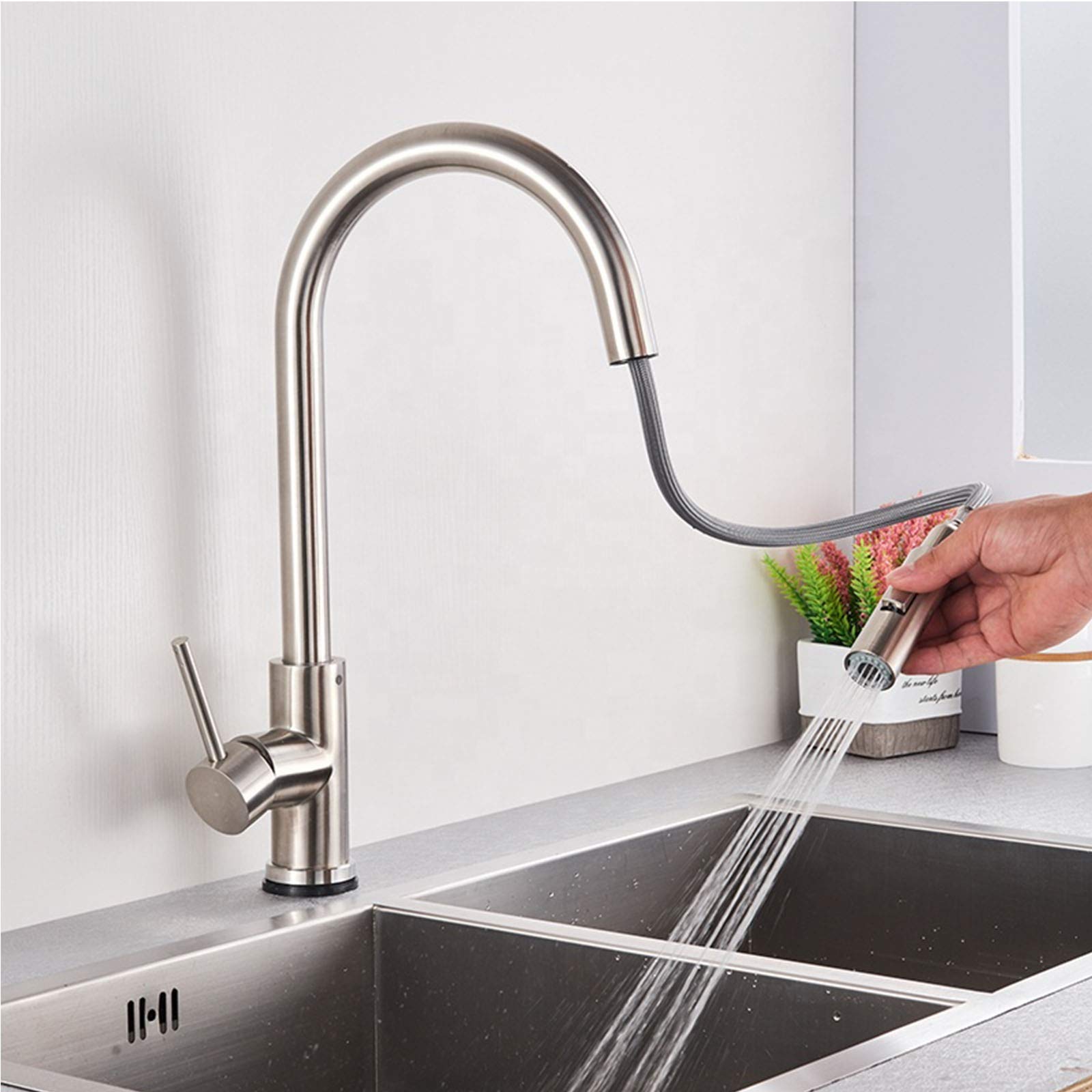 Touchless Kitchen Faucet with Pull Down Sprayer - Stainless Steel Single Handle Sink Faucet, Brushed Nickel Finish - Ideal for Modern Kitchens, Easy Cleaning & Hands-Free Operation