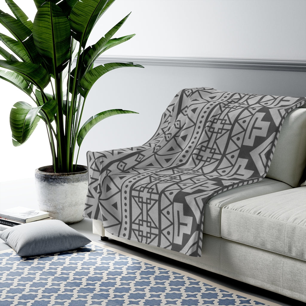 Soft Velvet Plush Throw Blanket - Southwestern Style Cozy Couch Blanket for Gifts, Home Decor & Winter Warmth | Perfect for Living Room, Bedroom & Outdoor Use