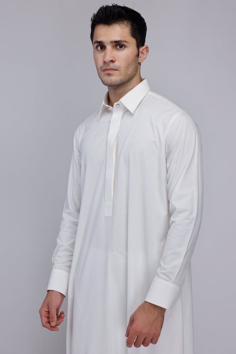 Premium Blended White Jubba by J. Junaid Jamshed - Elegant Islamic Prayer Dress for Men - Perfect for Daily Salah, Jummah Prayer & Special Occasions