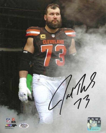 Autographed Joe Thomas 8x10 Cleveland Browns Football Photo - Perfect for Sports Memorabilia Collections, Man Cave Decor, and Browns Fan Gifts