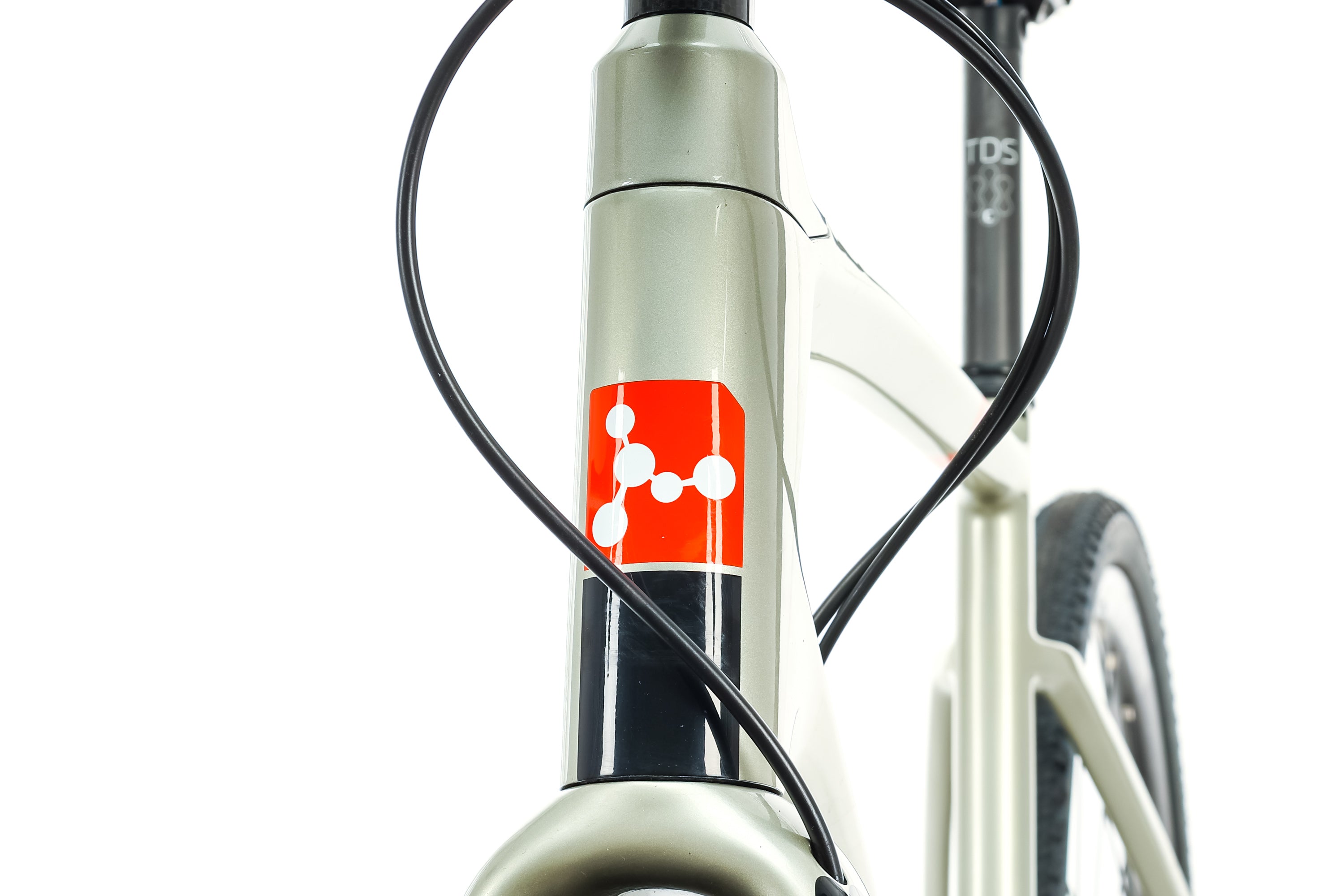 **Argon 18 Dark Matter Gravel Bike (2019) - Medium Size | Lightweight Carbon Frame, All-Terrain Performance | Perfect for Adventure Riding & Off-Road Cycling**