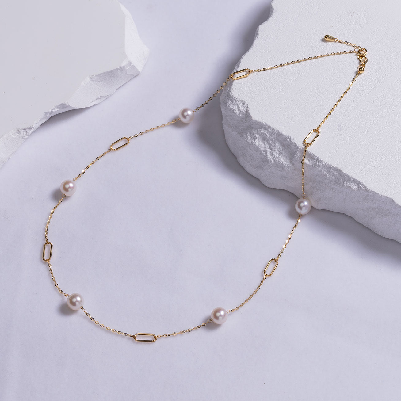 18K Gold Freshwater Pearl Necklace KN00129 - Elegant Jewelry Gift for Women, Brides & Special Occasions | Perfect for Weddings, Anniversaries & Formal Events