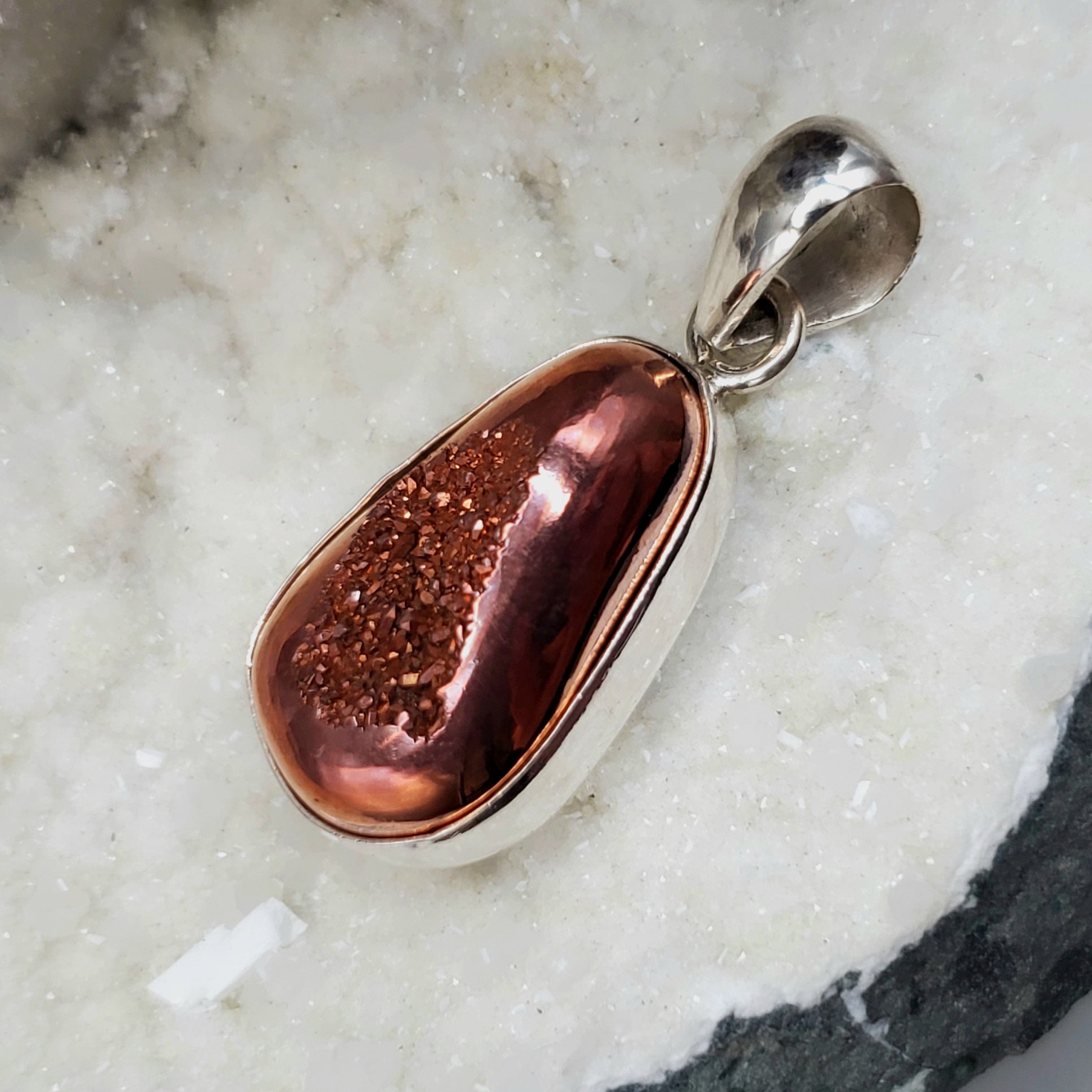Aura Druzy Pendant Necklace - Natural Stone Crystal Jewelry for Women - Perfect for Everyday Wear, Gift Giving & Spiritual Healing