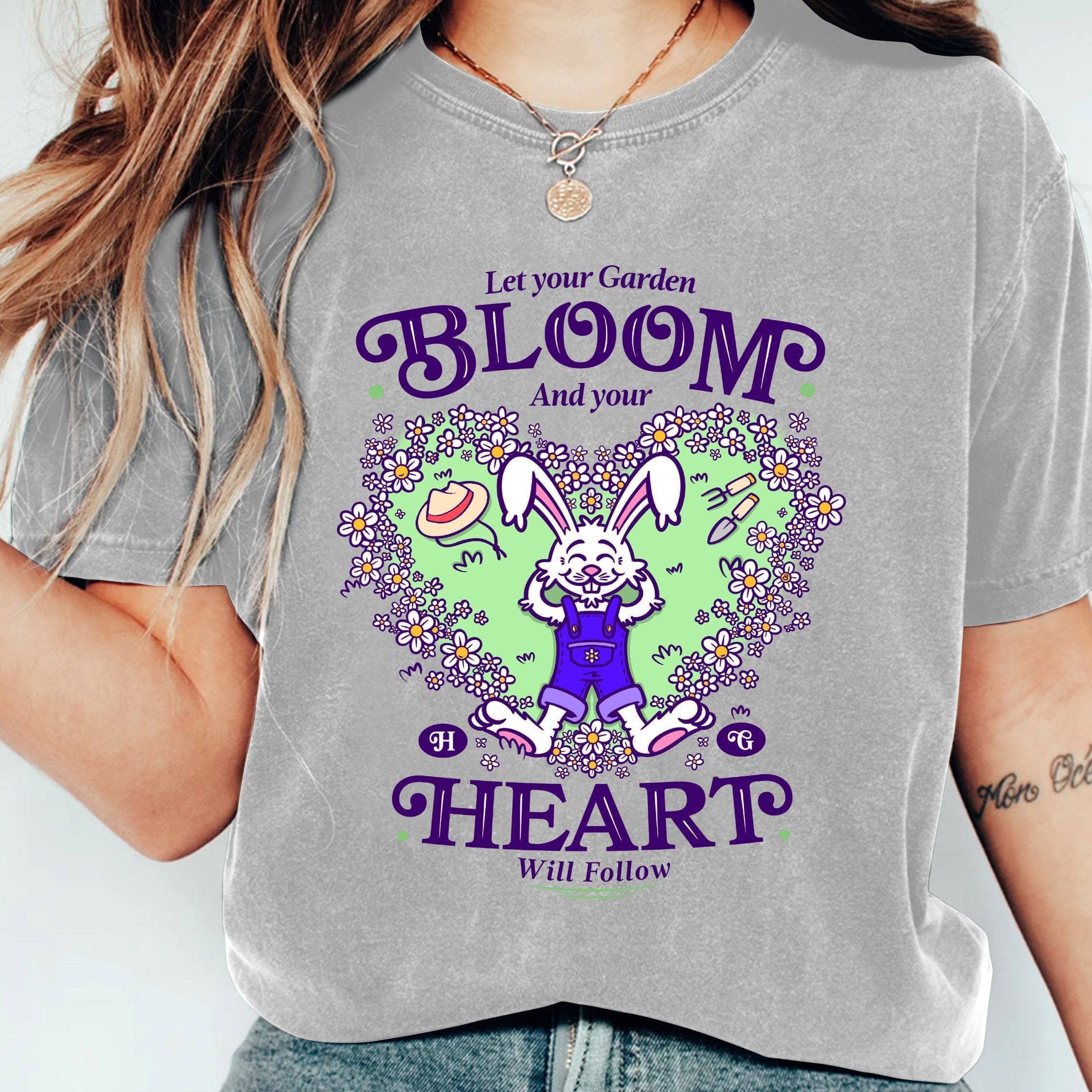 Let Your Garden Bloom T-Shirt - Gardening Enthusiast Tee for Women & Men - Perfect for Outdoor Activities, Gardening, and Casual Wear