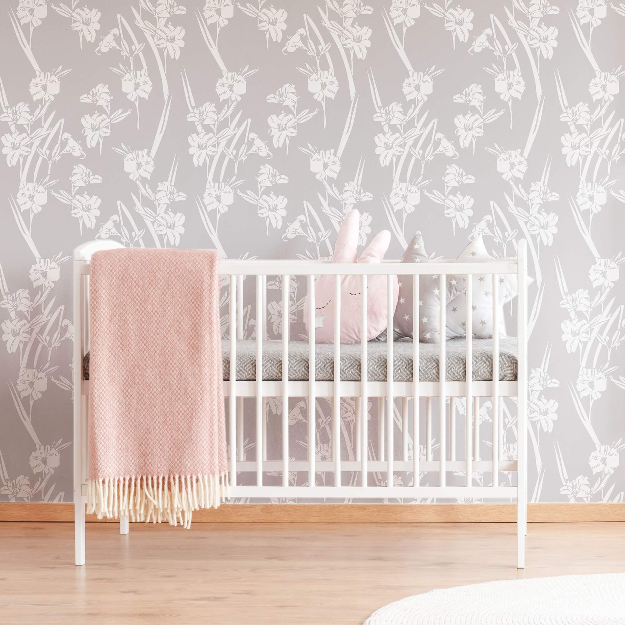White and Gray Floral Peel and Stick Removable Wallpaper - Self-Adhesive Decorative Wall Covering for Bedroom, Living Room, and Office Decor